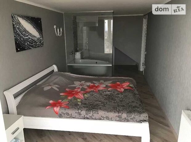 Продажа трехкомнатной квартиры в Полтаве, на ул. Ватутина 36 район Центр фото 1 Продажа трехкомнатной квартиры в Полтаве, на ул. Ватутина 36 район Центр фото 1