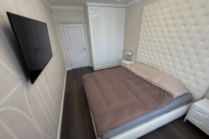 Продаж двокімнатної квартири в Полтаві, на вул. Володимира Козака 14, кв. 86, район Центр фото 2