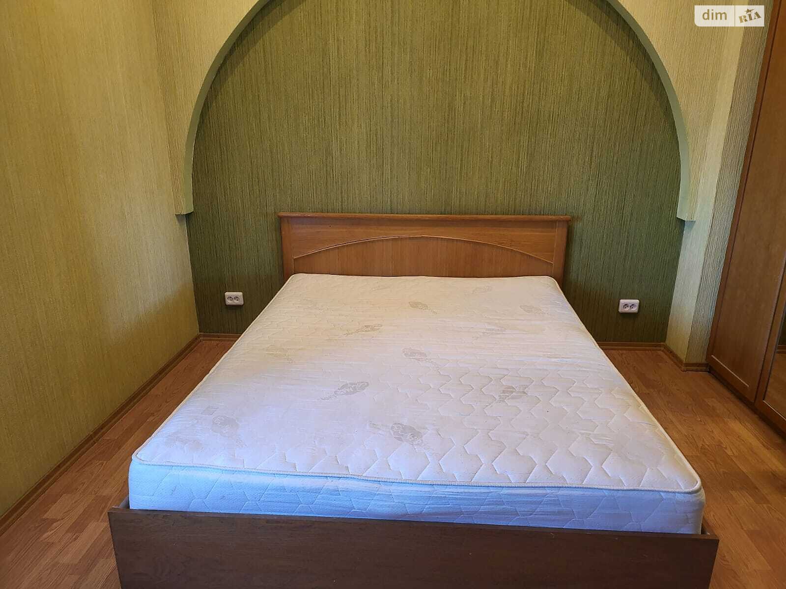 Продаж трикімнатної квартири в Полтаві, на вул. Юліана Матвійчука 28, кв. 76, район Центр фото 1 Продаж трикімнатної квартири в Полтаві, на вул. Юліана Матвійчука 28, кв. 76, район Центр фото 1