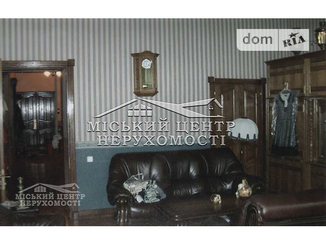 Продажа квартиры, 4 ком., Полтава, р‑н. Центр Продажа квартиры, 4 ком., Полтава, р‑н. Центр