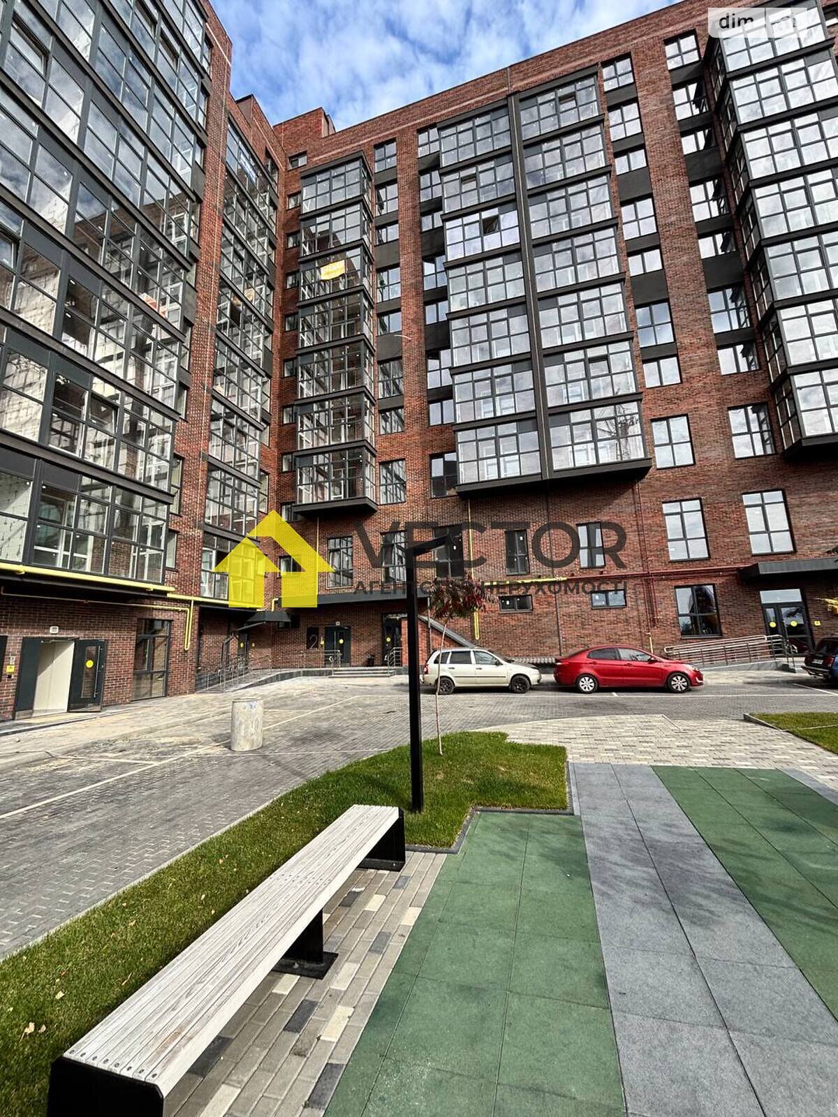 Продаж трикімнатної квартири в Полтаві, на вул. Великотирнівська 9А/1, фото 1