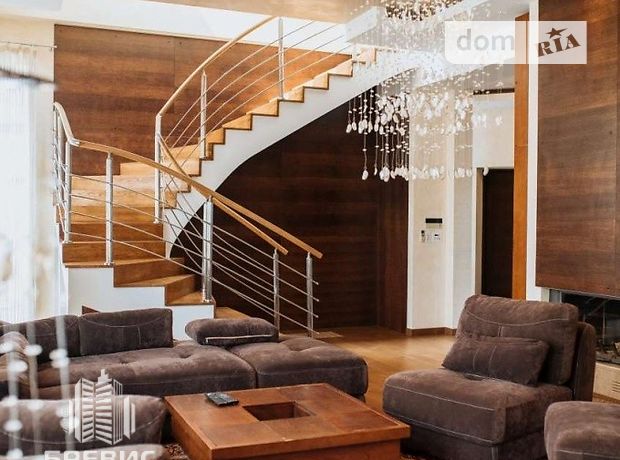 Продажа пятикомнатной квартиры в Полтаве, фото 1 Продажа пятикомнатной квартиры в Полтаве, фото 1