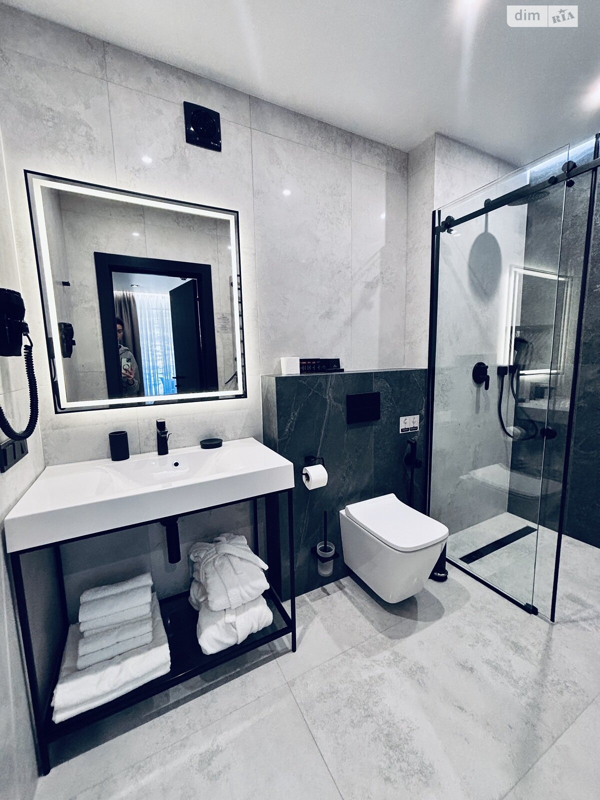 Продажа двухкомнатной квартиры в Поляниця, на Район озера Молодості 2, кв. 323, фото 1 Продажа двухкомнатной квартиры в Поляниця, на Район озера Молодості 2, кв. 323, фото 1