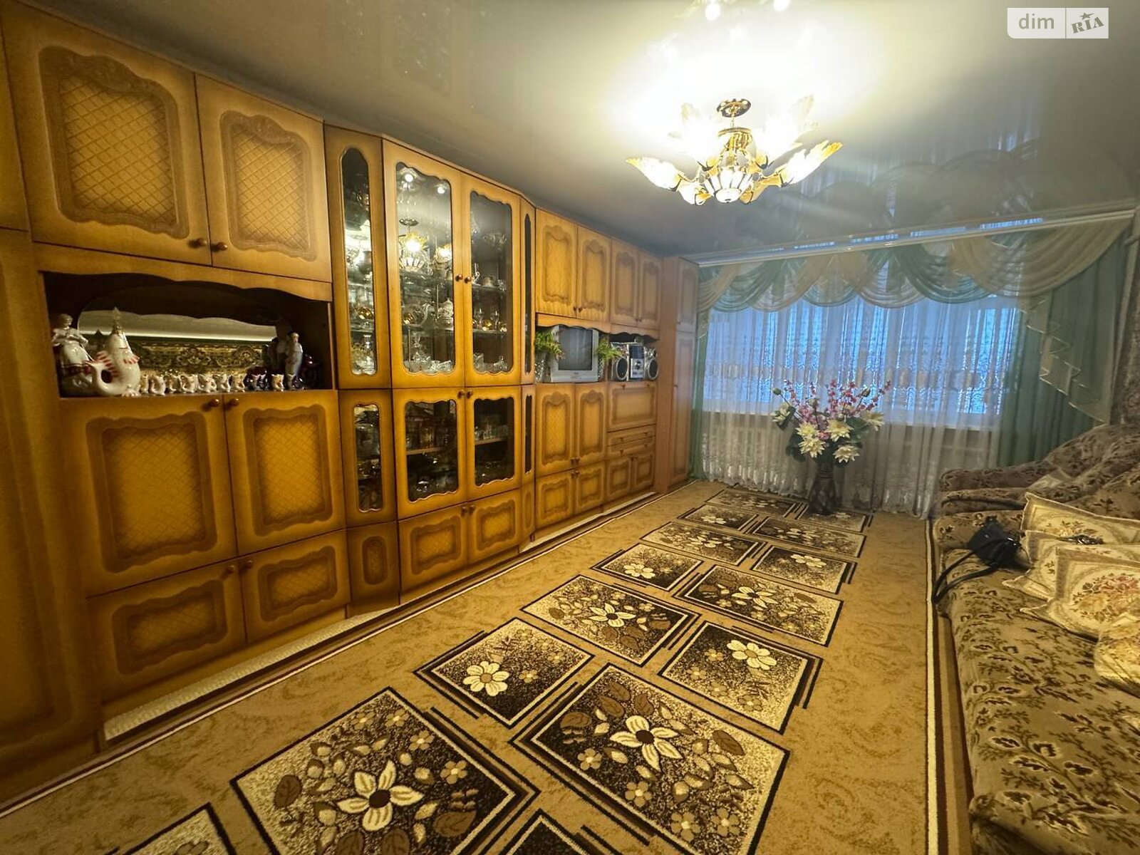 Продаж трикімнатної квартири в Прилиманському, на вул. Центральна 117, фото 1