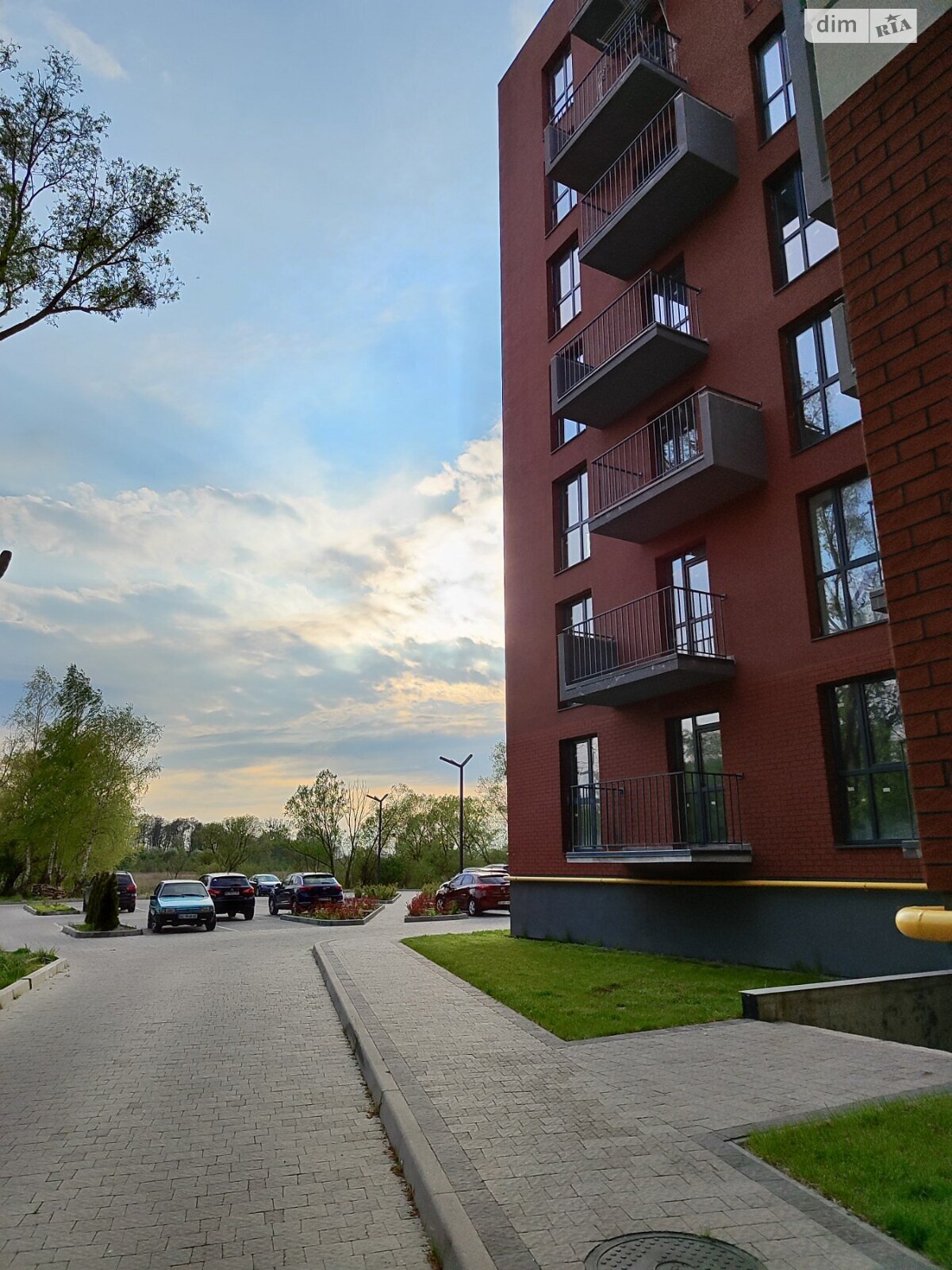 Продажа двухкомнатной квартиры в Пустомытах, на Паркова 4, район Пустомыты фото 1