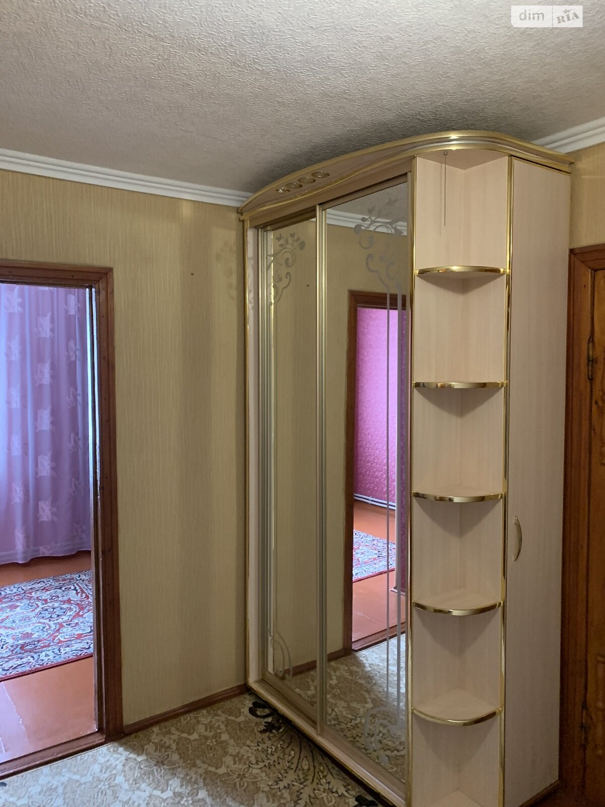 Продаж трикімнатної квартири в Рокитному, на вул. Вокзальна 44, кв. 15, район Рокитне фото 1 Продаж трикімнатної квартири в Рокитному, на вул. Вокзальна 44, кв. 15, район Рокитне фото 1