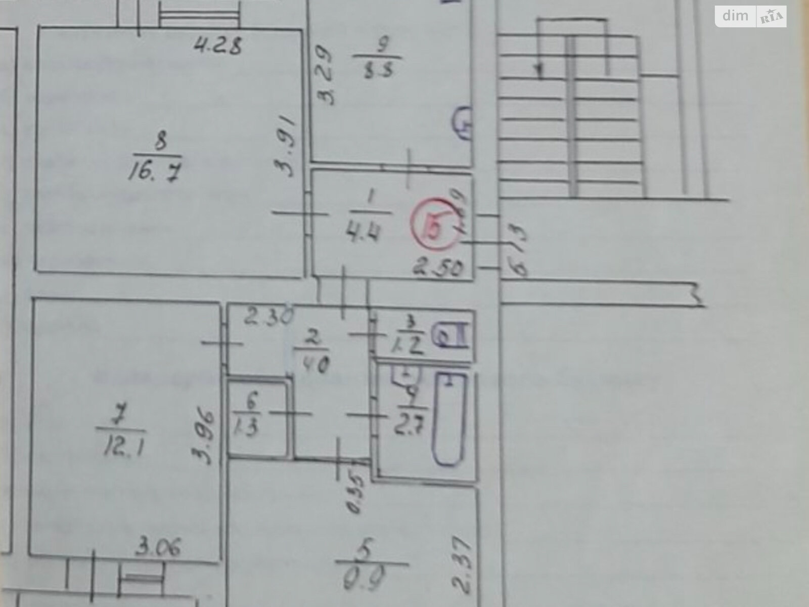 Продаж трикімнатної квартири в Рокитному, на вул. Вокзальна 44, кв. 15, район Рокитне фото 1 Продаж трикімнатної квартири в Рокитному, на вул. Вокзальна 44, кв. 15, район Рокитне фото 1