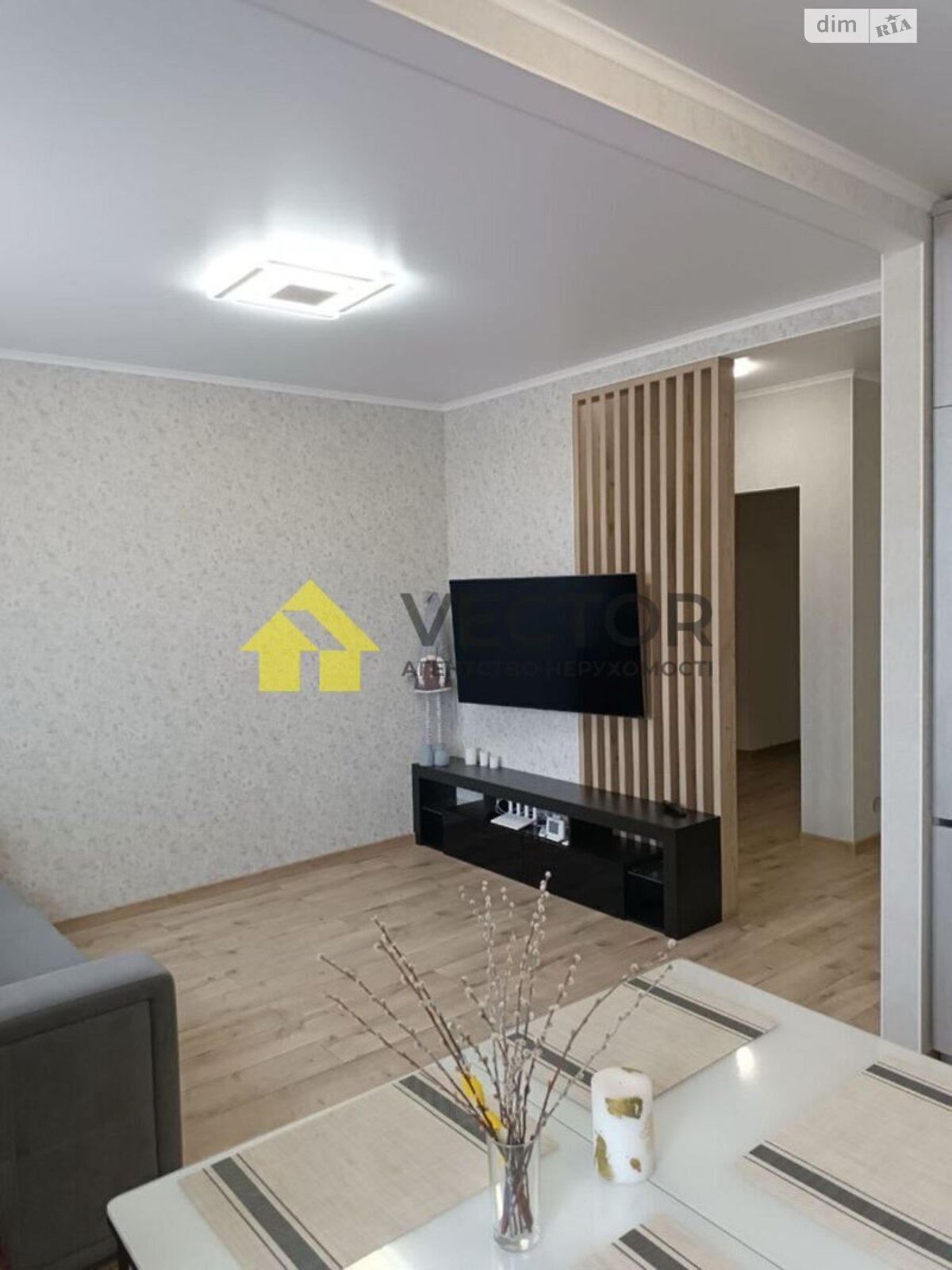 Продаж трикімнатної квартири в Розсошенці, на вул. Перспективна, фото 1 Продаж трикімнатної квартири в Розсошенці, на вул. Перспективна, фото 1