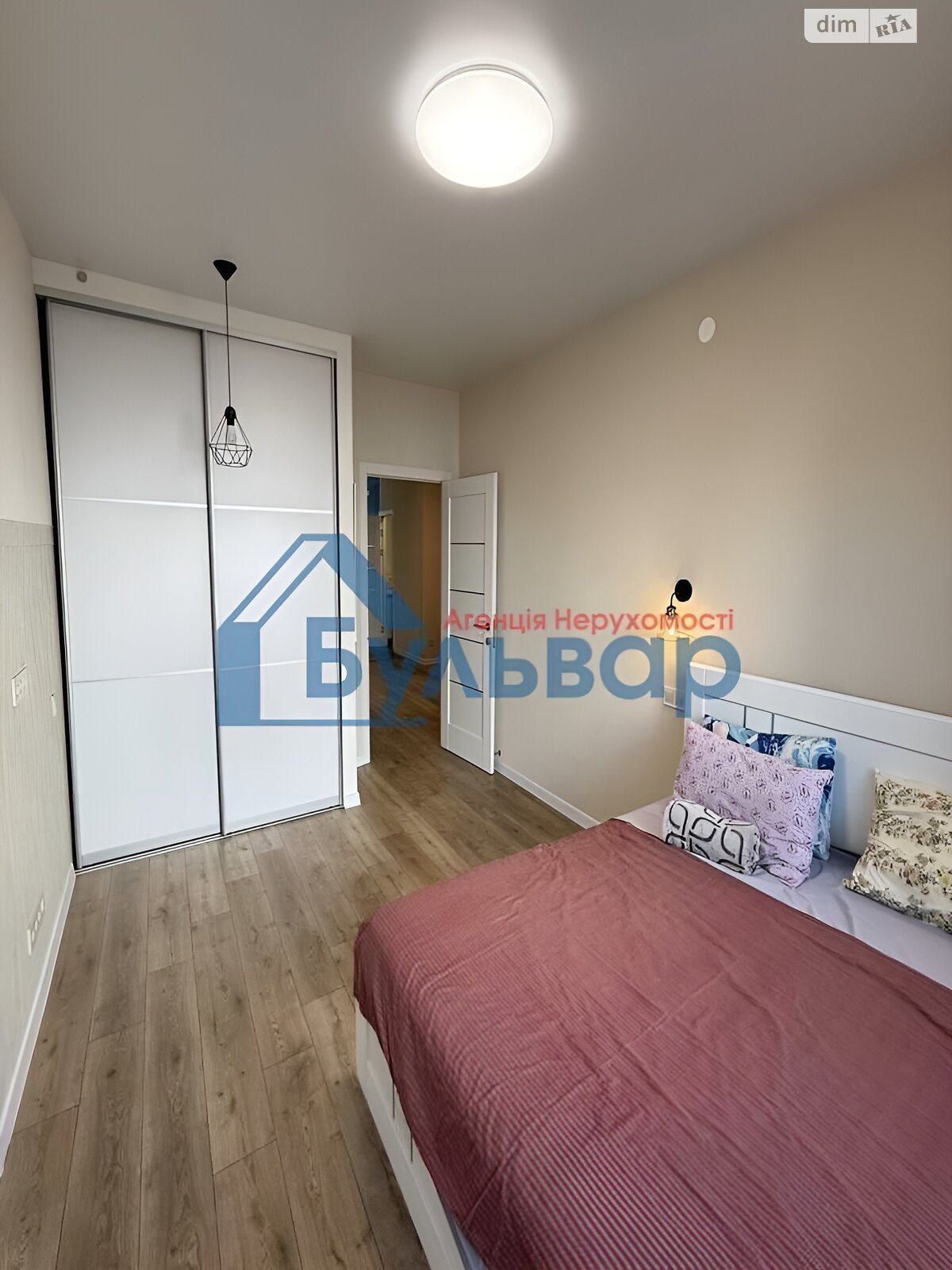 Продаж трикімнатної квартири в Розсошенці, на вул. Перспективна 9, кв. 23, фото 1 Продаж трикімнатної квартири в Розсошенці, на вул. Перспективна 9, кв. 23, фото 1