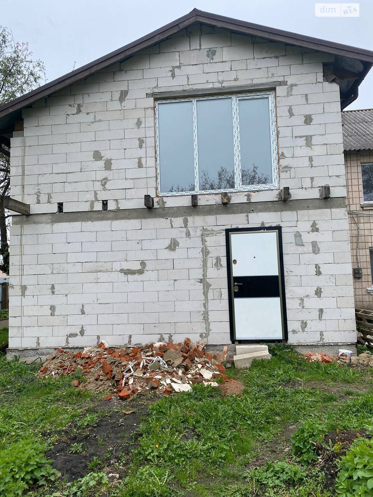 Продажа четырехкомнатной квартиры в Романове, на ул. Небесной Сотни 7, кв. 5, фото 1 Продажа четырехкомнатной квартиры в Романове, на ул. Небесной Сотни 7, кв. 5, фото 1
