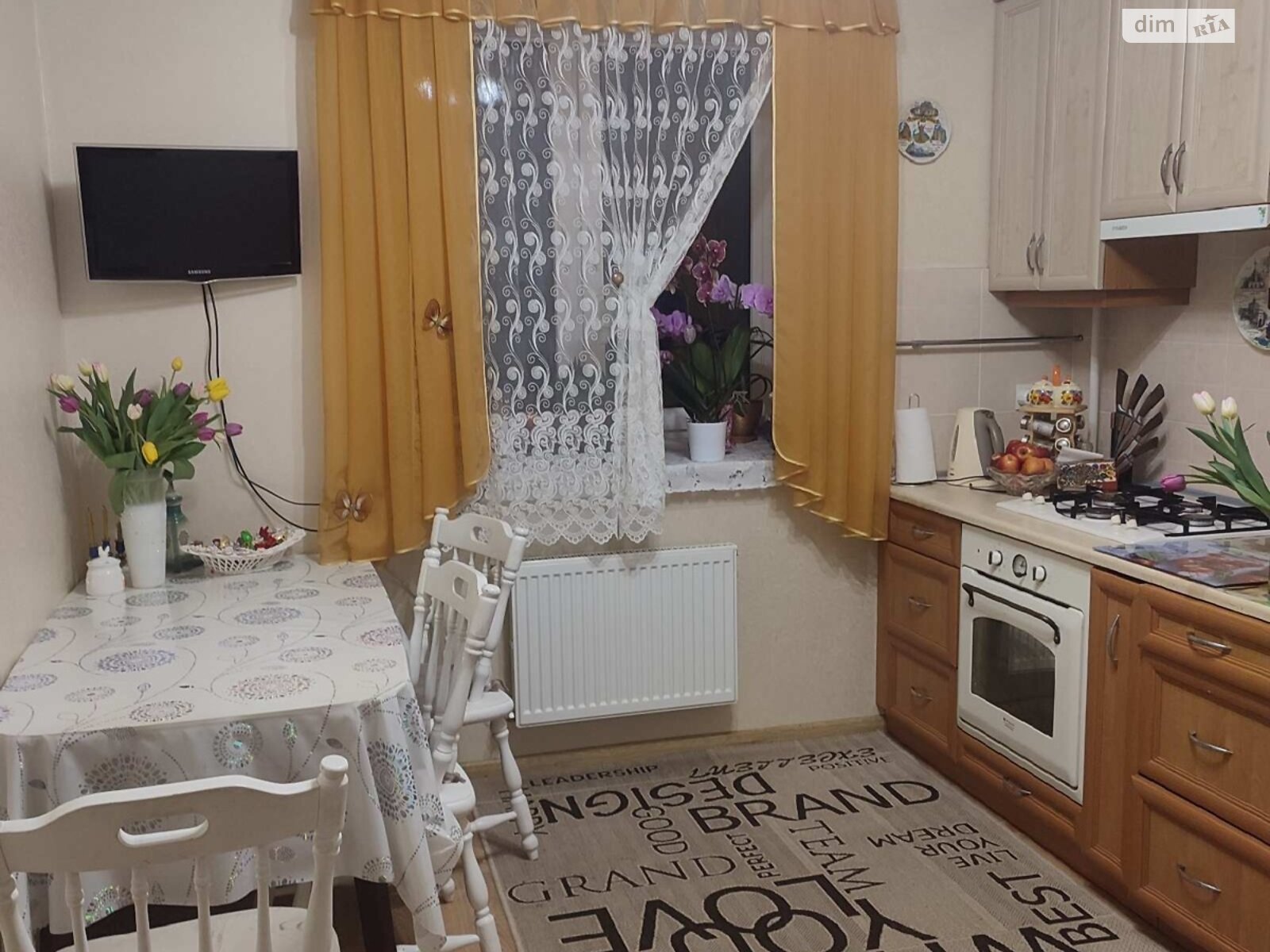 Продажа двухкомнатной квартиры в Ровно, на ул. Буковинская 3, район 12-школа фото 1 Продажа двухкомнатной квартиры в Ровно, на ул. Буковинская 3, район 12-школа фото 1