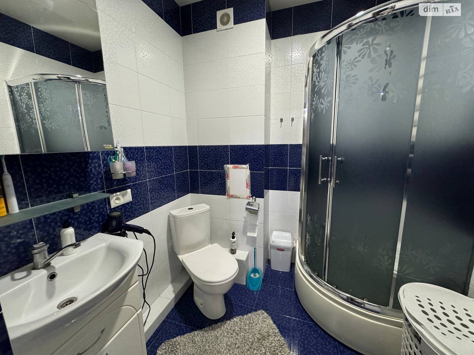 Продажа четырехкомнатной квартиры в Ровно, на ул. Буковинская, район 12-школа фото 1 Продажа четырехкомнатной квартиры в Ровно, на ул. Буковинская, район 12-школа фото 1
