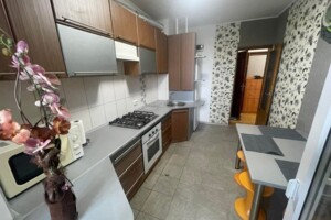 Продажа трехкомнатной квартиры в Ровно, на ул. Буковинская 6, район 12-школа фото 2