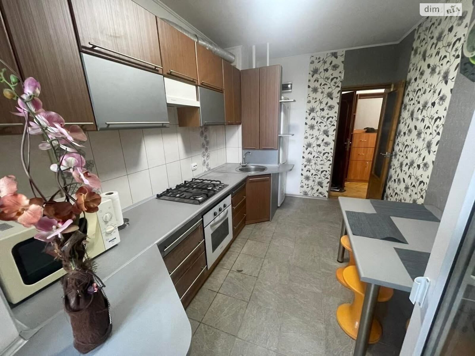 Продажа трехкомнатной квартиры в Ровно, на ул. Буковинская 6, район 12-школа фото 1 Продажа трехкомнатной квартиры в Ровно, на ул. Буковинская 6, район 12-школа фото 1