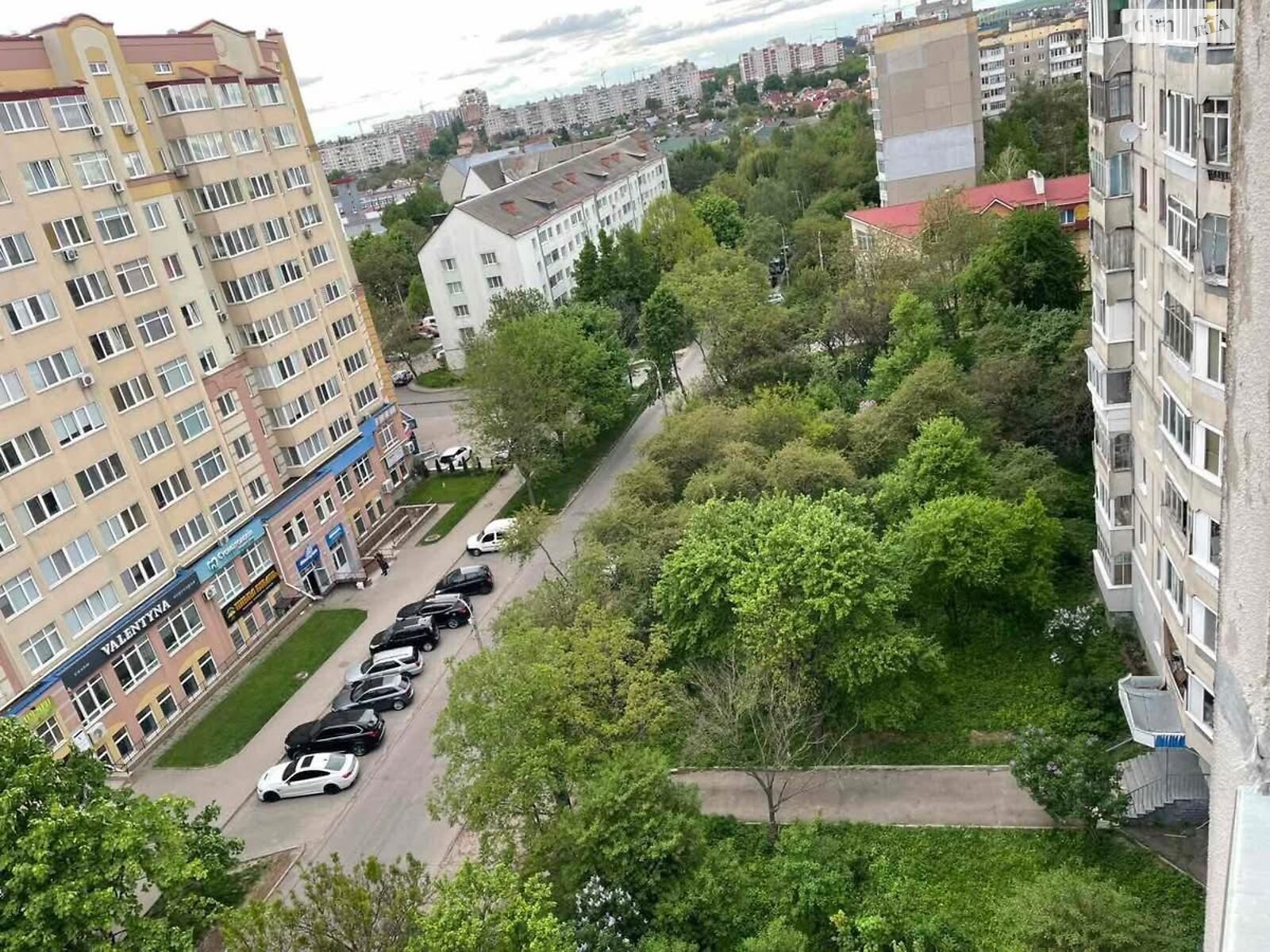 Продажа трехкомнатной квартиры в Ровно, на ул. Буковинская 6, район 12-школа фото 1 Продажа трехкомнатной квартиры в Ровно, на ул. Буковинская 6, район 12-школа фото 1