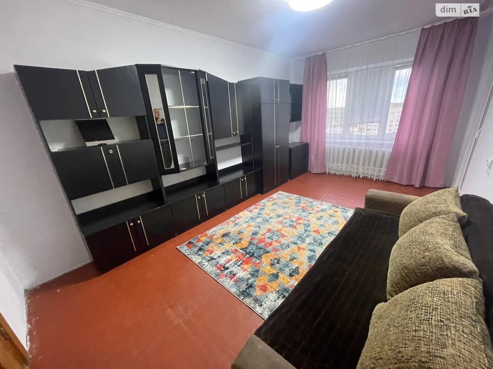 Продажа трехкомнатной квартиры в Ровно, на ул. Буковинская 6, район 12-школа фото 1 Продажа трехкомнатной квартиры в Ровно, на ул. Буковинская 6, район 12-школа фото 1
