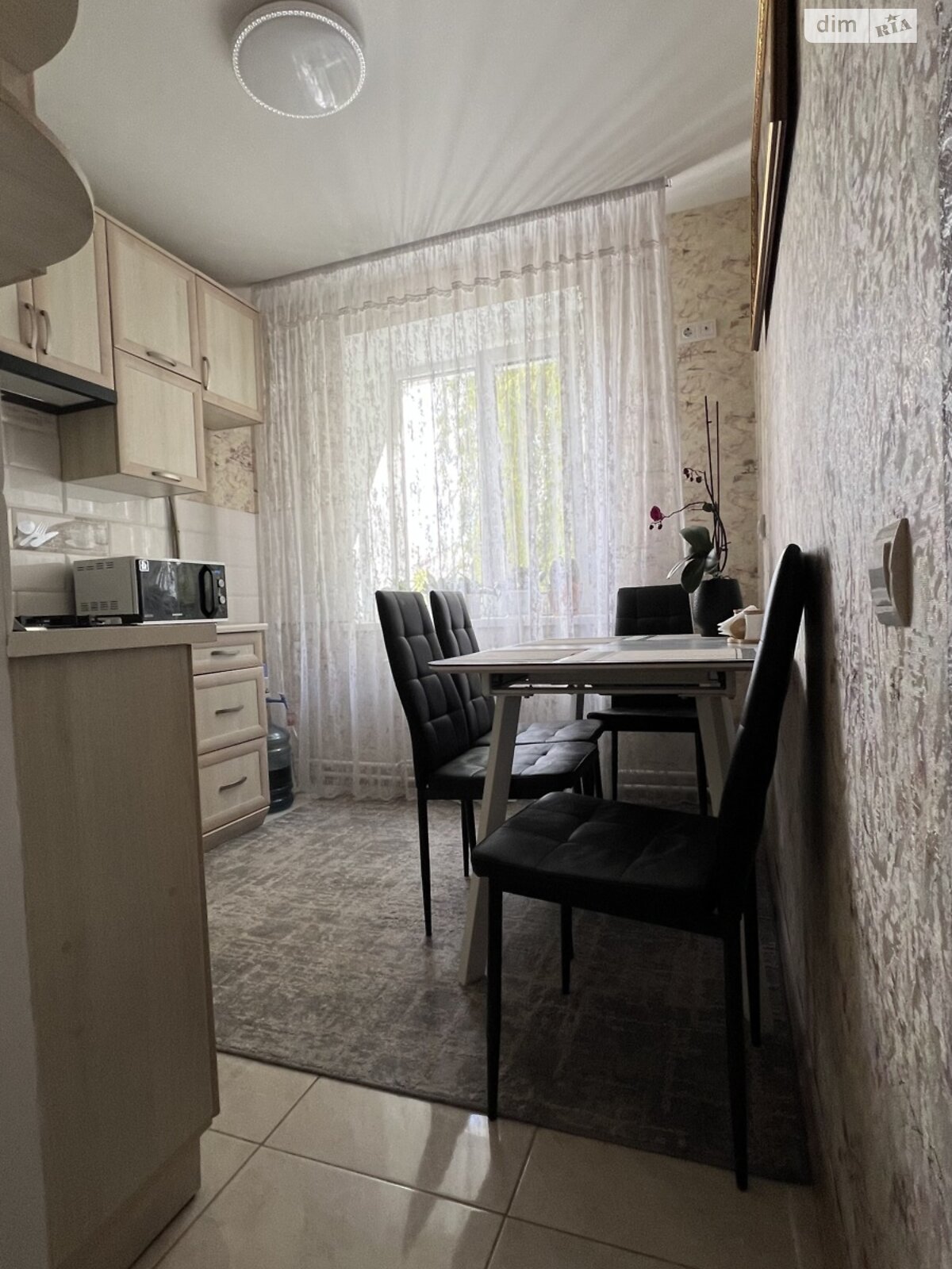 Продажа двухкомнатной квартиры в Ровно, на ул. Буковинская 18, район Автовокзал фото 1 Продажа двухкомнатной квартиры в Ровно, на ул. Буковинская 18, район Автовокзал фото 1
