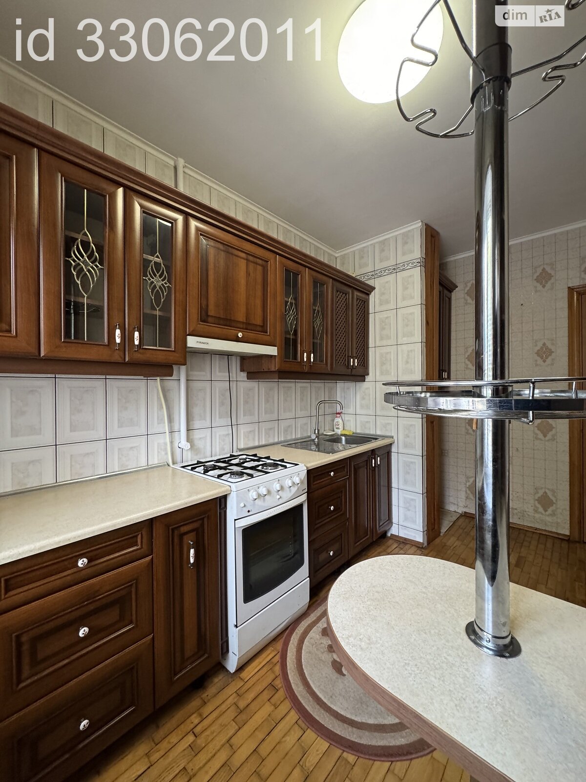 Продаж трикімнатної квартири в Рівному, на вул. Єдності 16, район 12-школа фото 1 Продаж трикімнатної квартири в Рівному, на вул. Єдності 16, район 12-школа фото 1