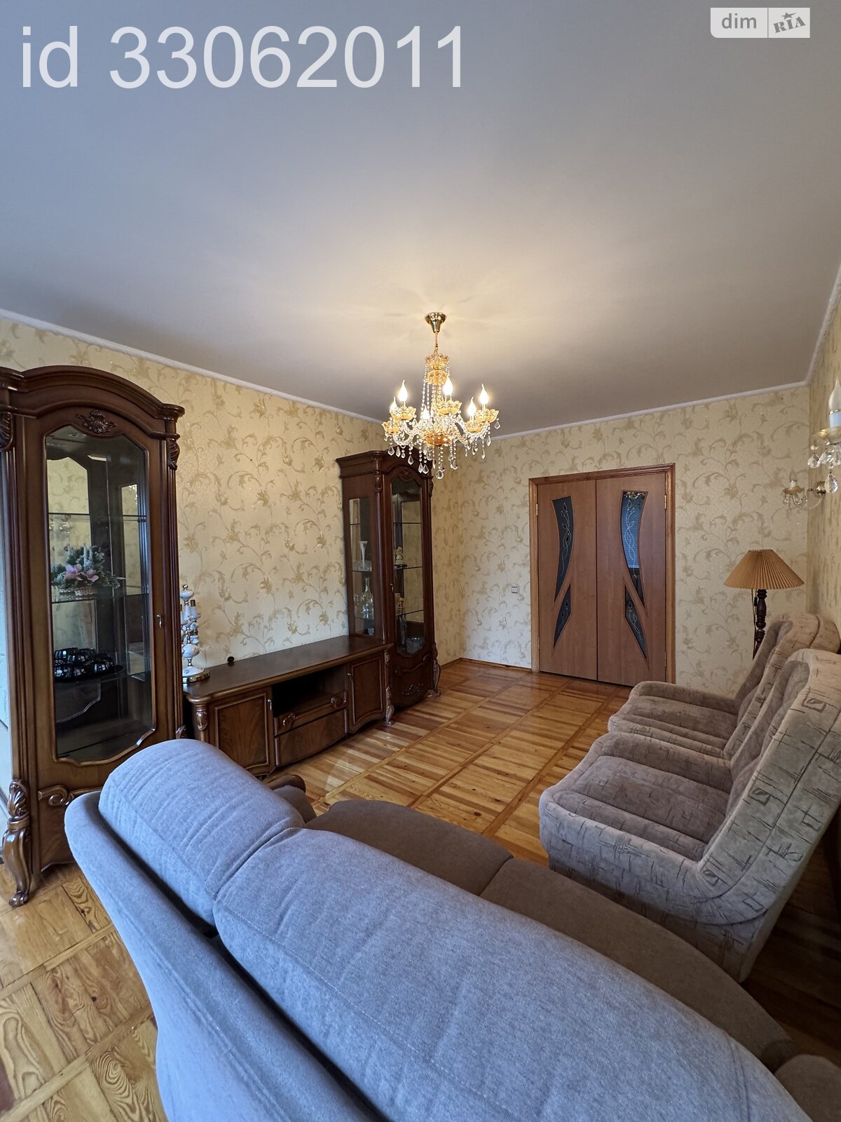 Продаж трикімнатної квартири в Рівному, на вул. Єдності 16, район 12-школа фото 1 Продаж трикімнатної квартири в Рівному, на вул. Єдності 16, район 12-школа фото 1