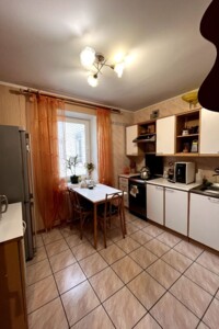 Продажа четырехкомнатной квартиры в Ровно, на ул. Киевская 11, район 12-школа фото 2