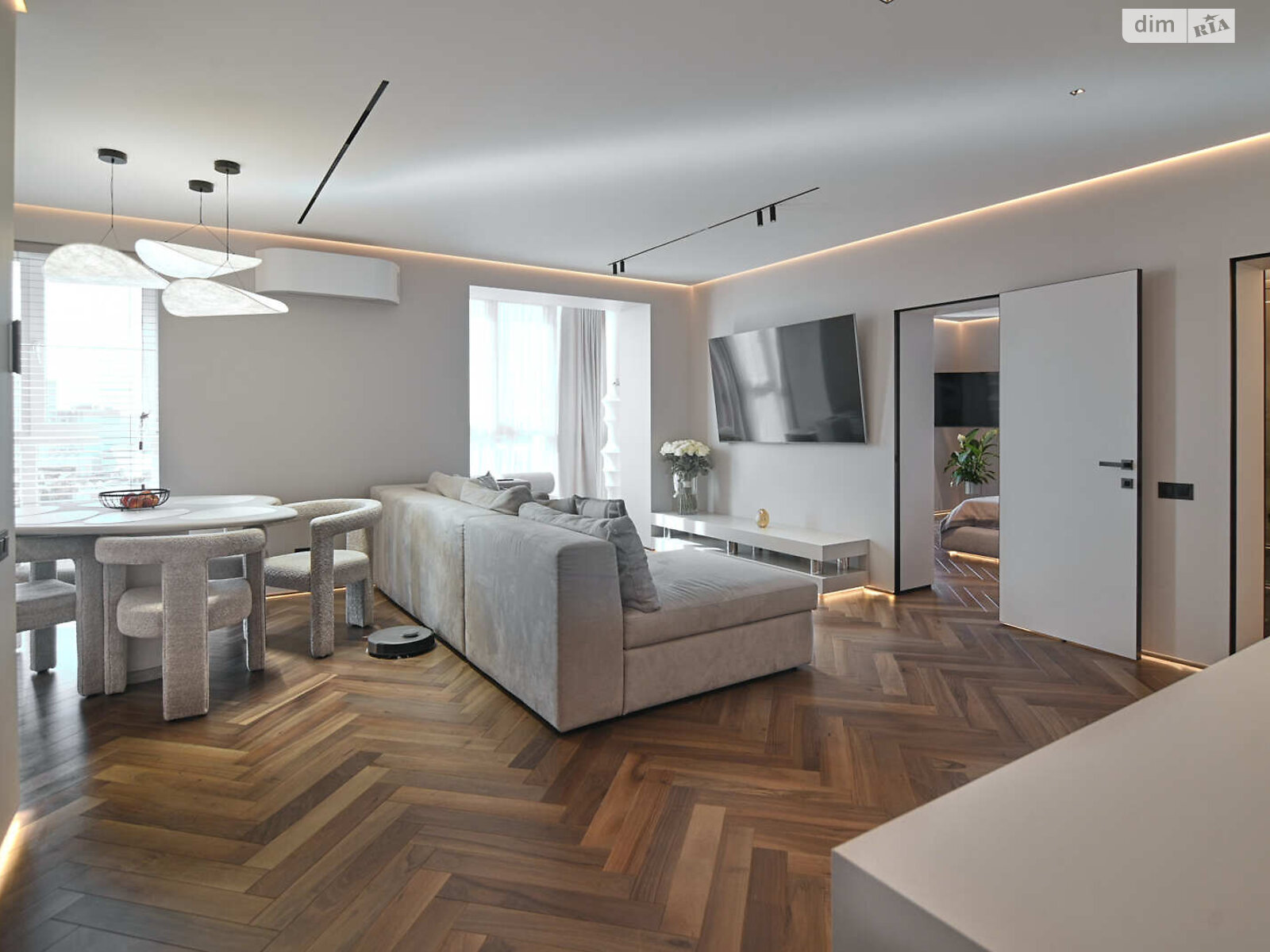 Продажа трехкомнатной квартиры в Ровно, на ул. Киевская 19, район 12-школа фото 1