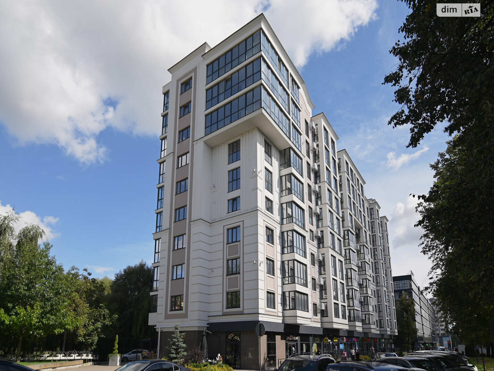 Продажа трехкомнатной квартиры в Ровно, на ул. Киевская 19, район 12-школа фото 1