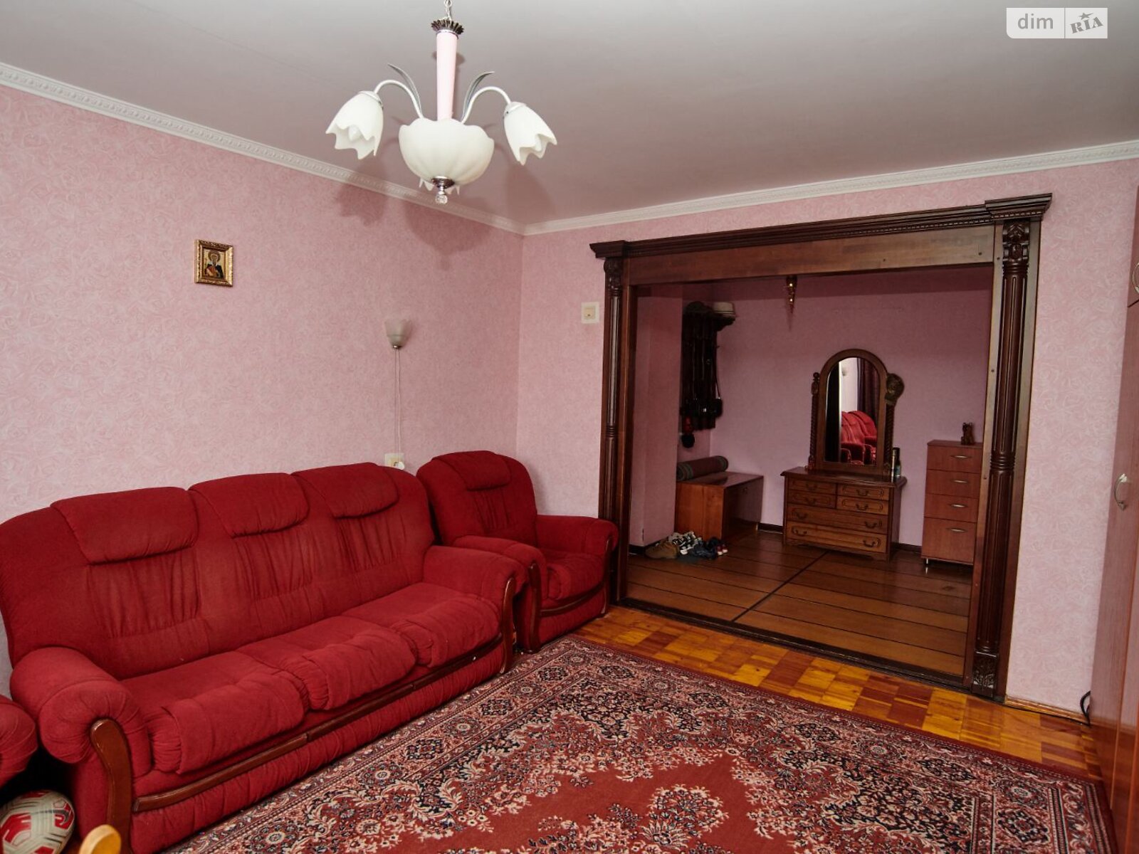 Продажа трехкомнатной квартиры в Ровно, на ул. Крушельницкой Соломии 75, район 12-школа фото 1