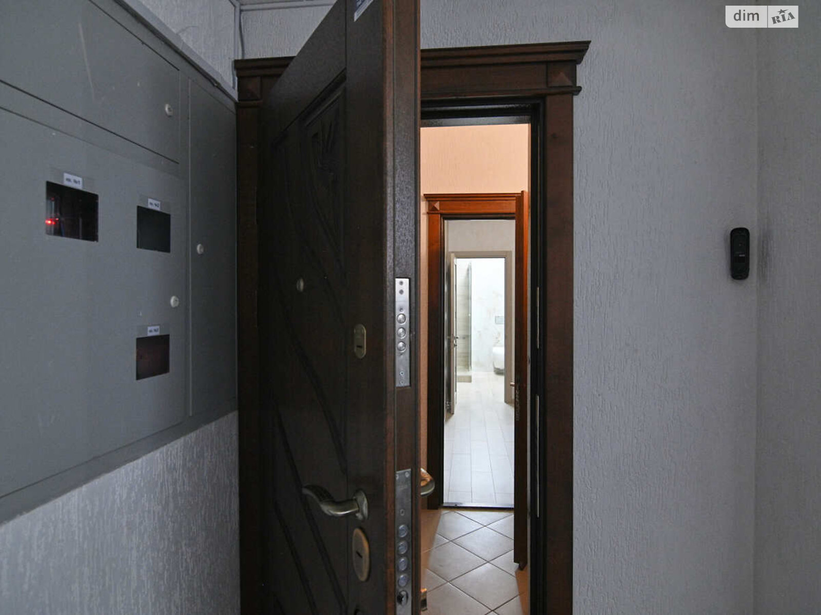 Продаж однокімнатної квартири в Рівному, на вул. Савура Клима 8, район 12-школа фото 1 Продаж однокімнатної квартири в Рівному, на вул. Савура Клима 8, район 12-школа фото 1
