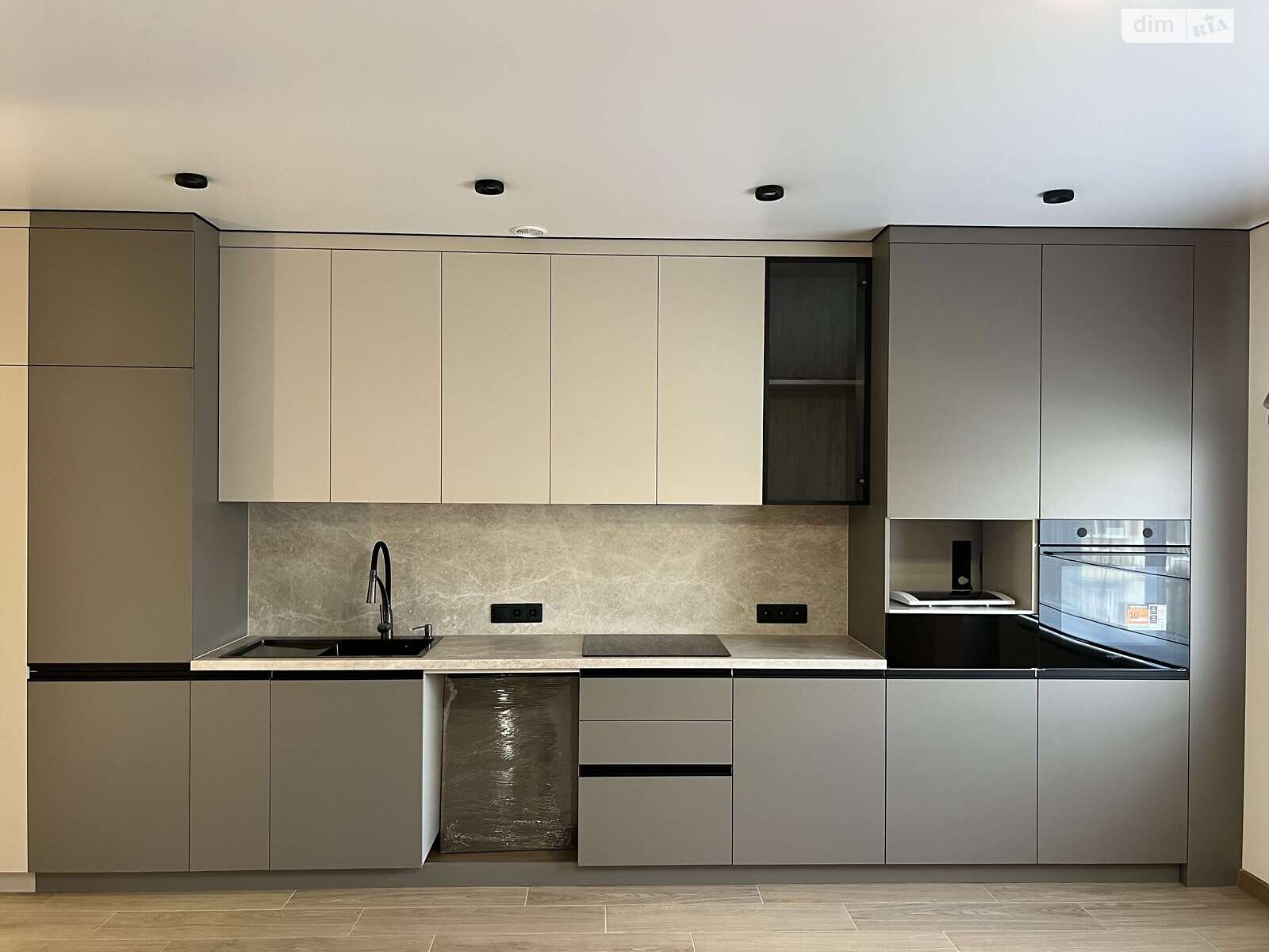 Продаж однокімнатної квартири в Рівному, на вул. Васильченка Степана 26, кв. 13, район 12-школа фото 1 Продаж однокімнатної квартири в Рівному, на вул. Васильченка Степана 26, кв. 13, район 12-школа фото 1