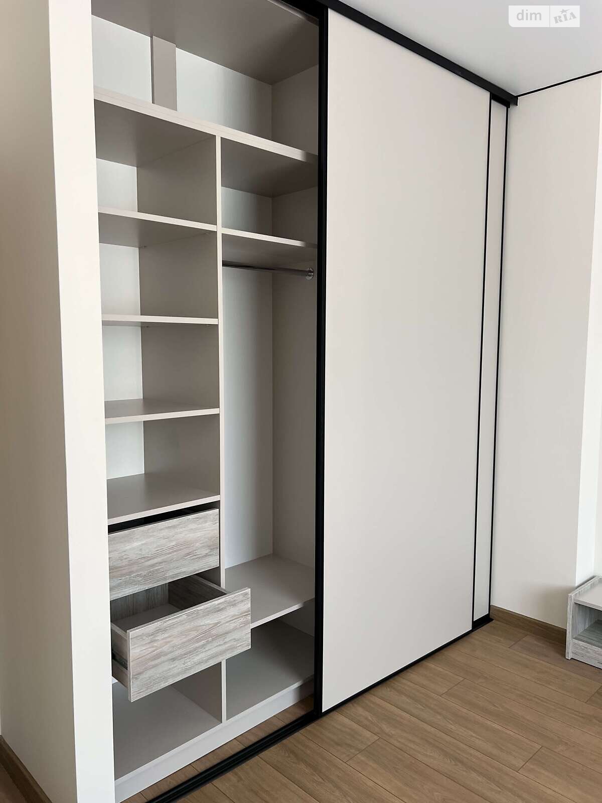 Продаж однокімнатної квартири в Рівному, на вул. Васильченка Степана 26, кв. 13, район 12-школа фото 1 Продаж однокімнатної квартири в Рівному, на вул. Васильченка Степана 26, кв. 13, район 12-школа фото 1