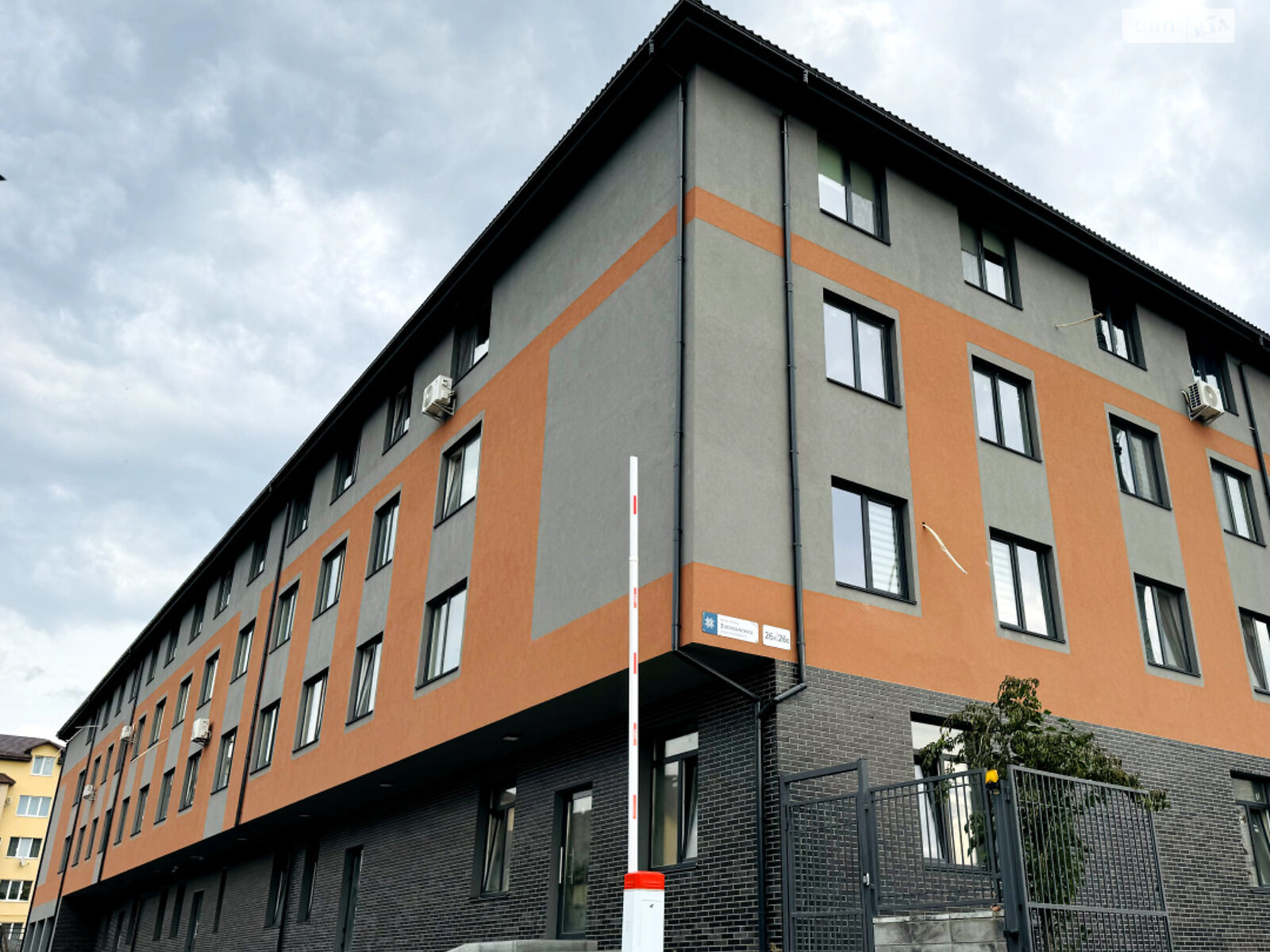 Продаж однокімнатної квартири в Рівному, на вул. Васильченка Степана 26, кв. 13, район 12-школа фото 1 Продаж однокімнатної квартири в Рівному, на вул. Васильченка Степана 26, кв. 13, район 12-школа фото 1