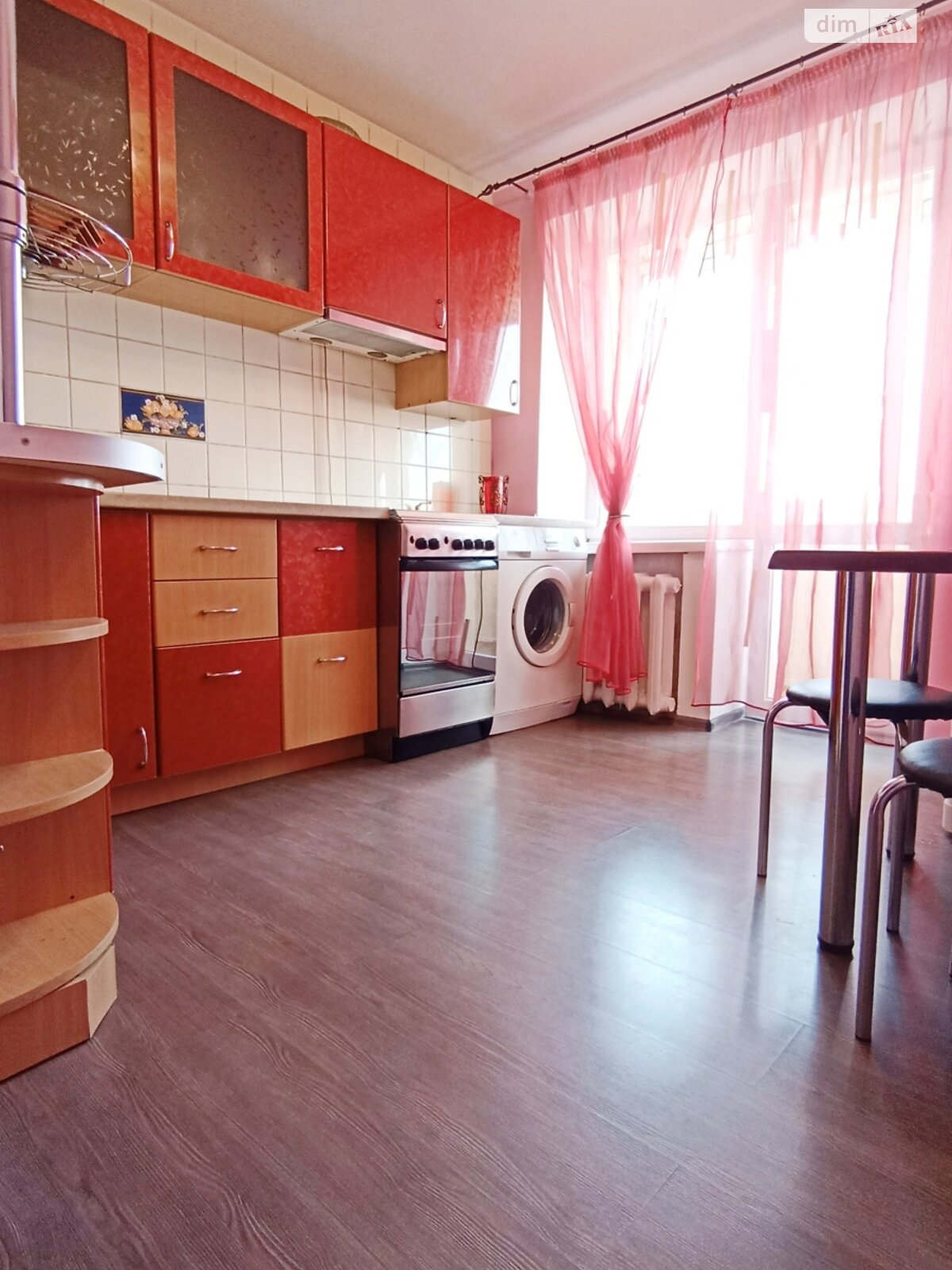 Продаж однокімнатної квартири в Рівному, на вул. Крушельницької Соломії, район 12-школа фото 1