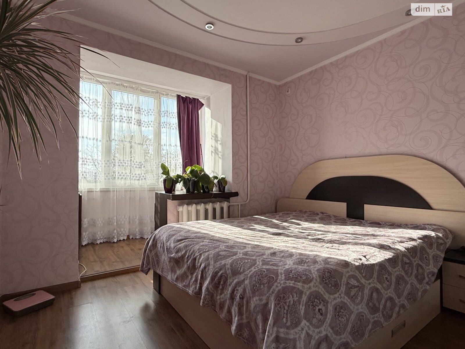 Продажа трехкомнатной квартиры в Ровно, на ул. Полевая 2, район Агропереробка фото 1