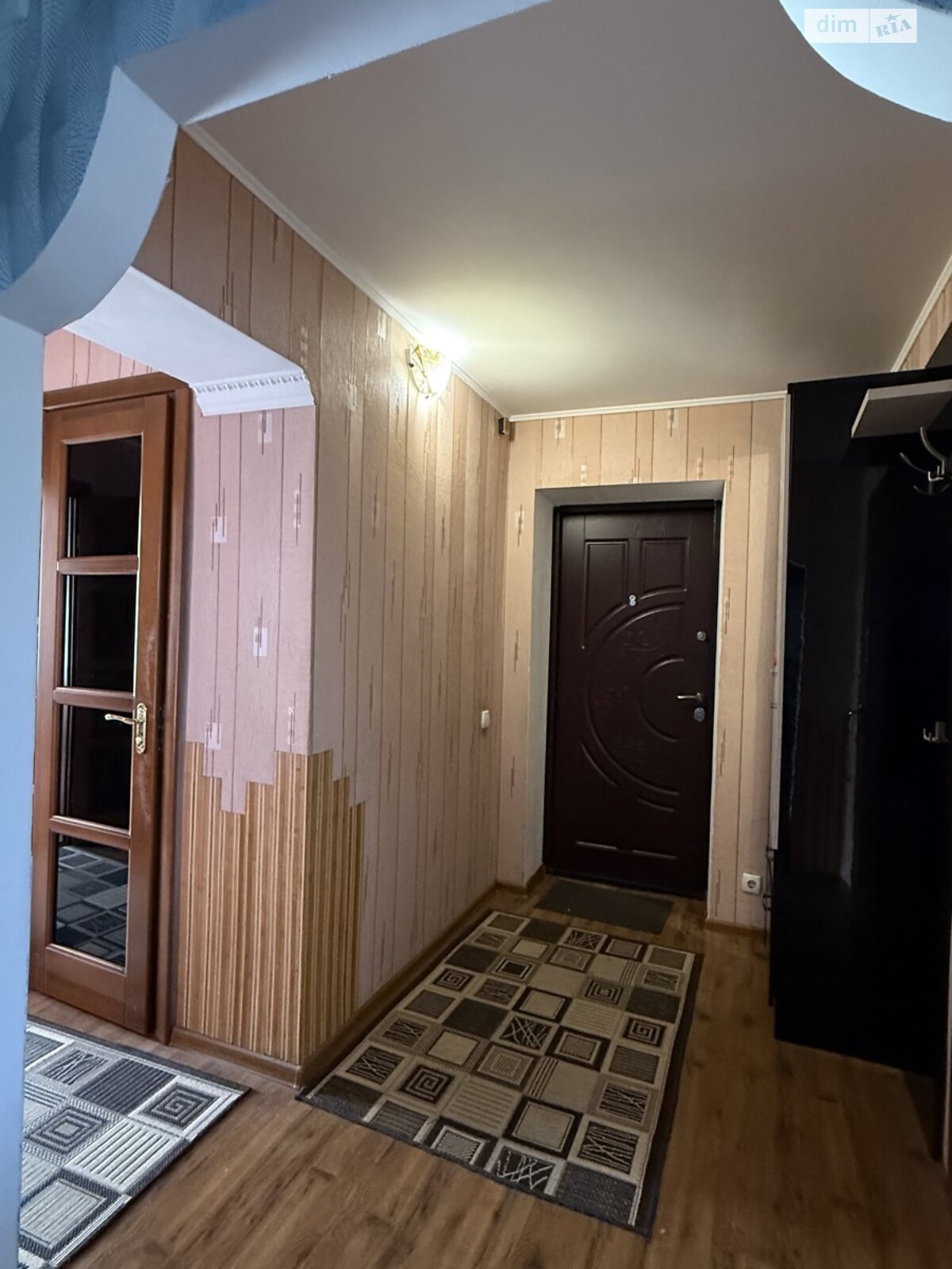 Продажа трехкомнатной квартиры в Ровно, на ул. Полевая 2, район Агропереробка фото 1