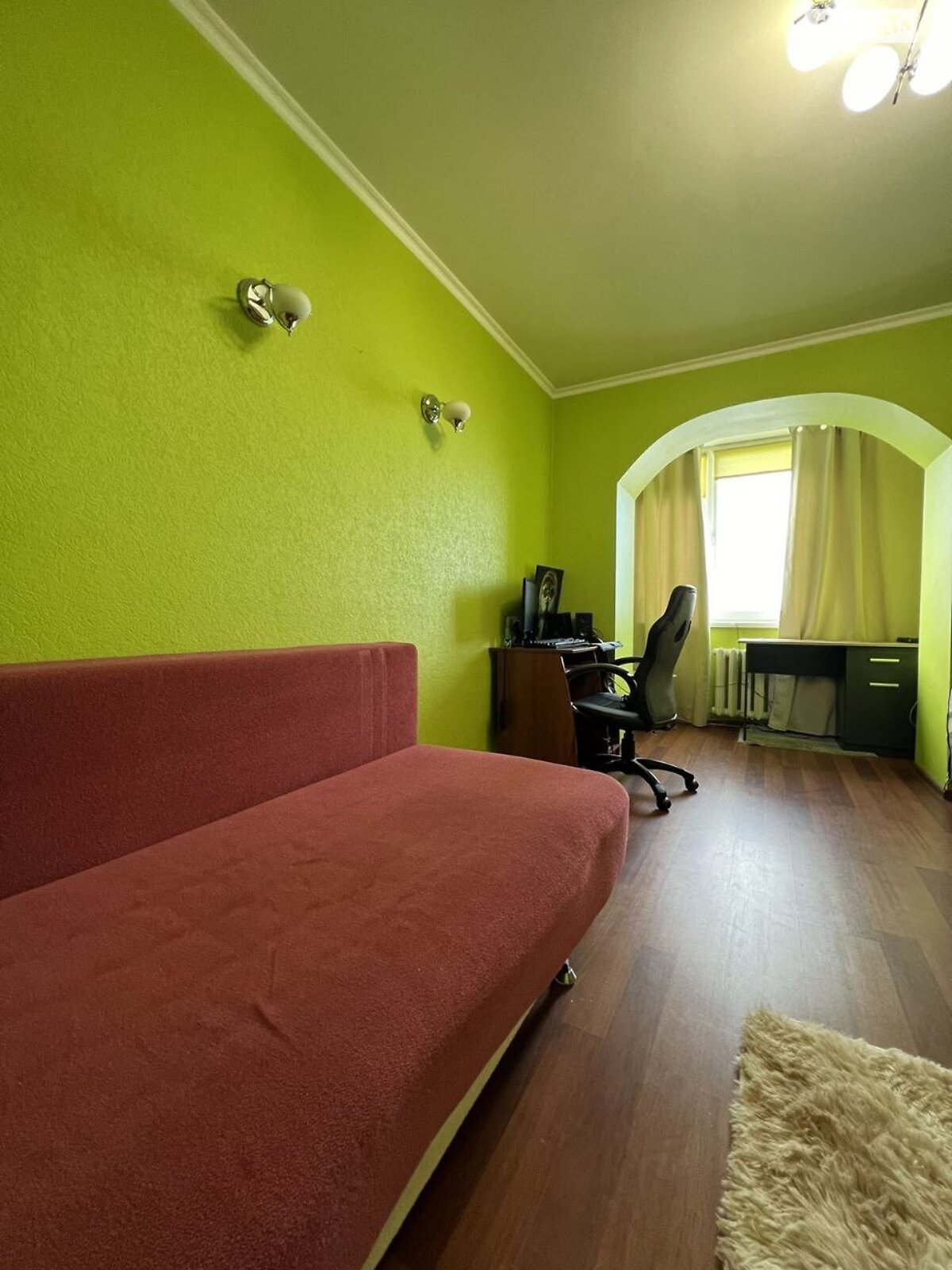 Продаж трикімнатної квартири в Рівному, на вул. Руська 27, район Агропереробка фото 1 Продаж трикімнатної квартири в Рівному, на вул. Руська 27, район Агропереробка фото 1