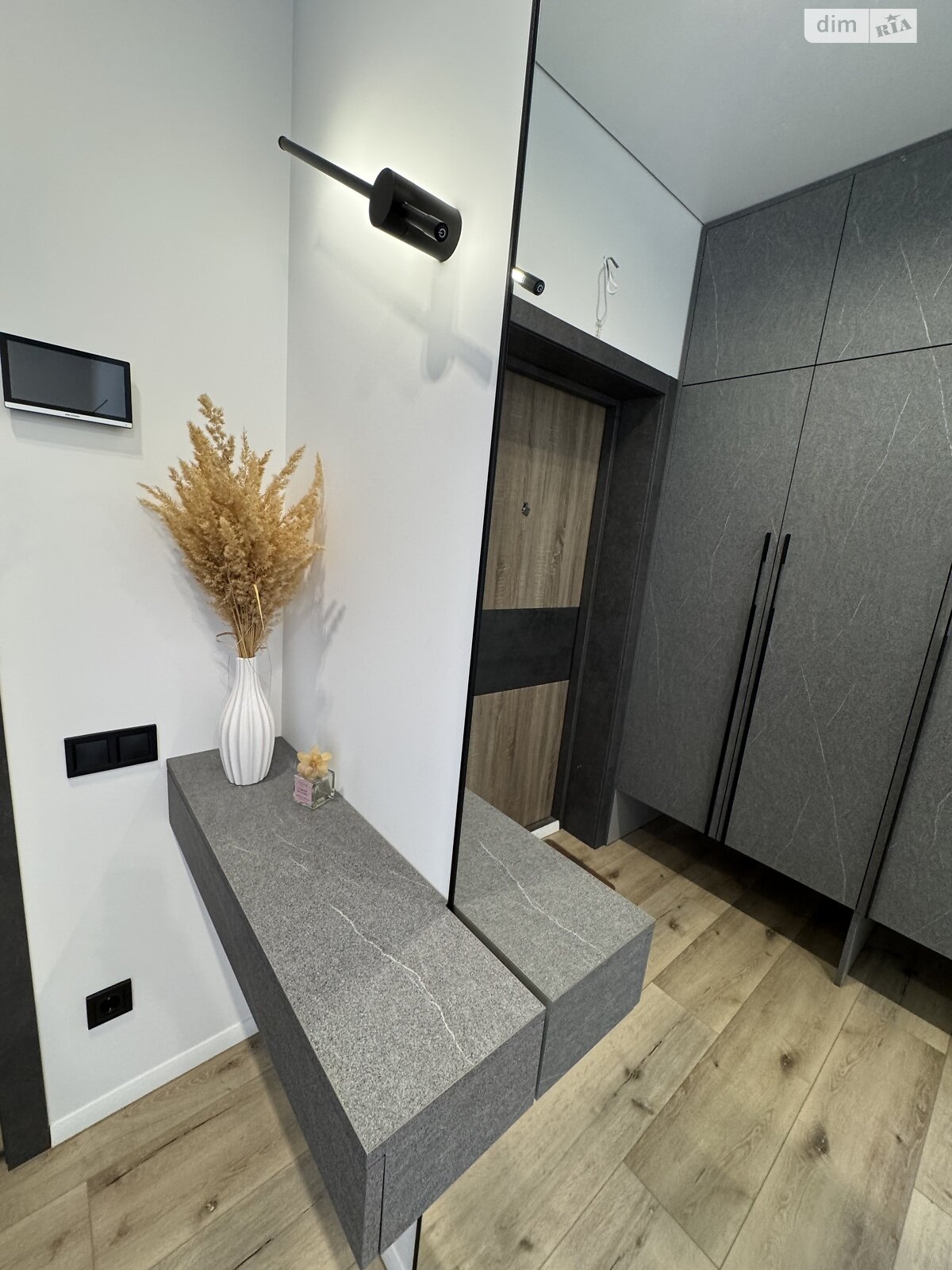 Продажа двухкомнатной квартиры в Ровно, на ул. Королева 9, район Авторынок фото 1 Продажа двухкомнатной квартиры в Ровно, на ул. Королева 9, район Авторынок фото 1