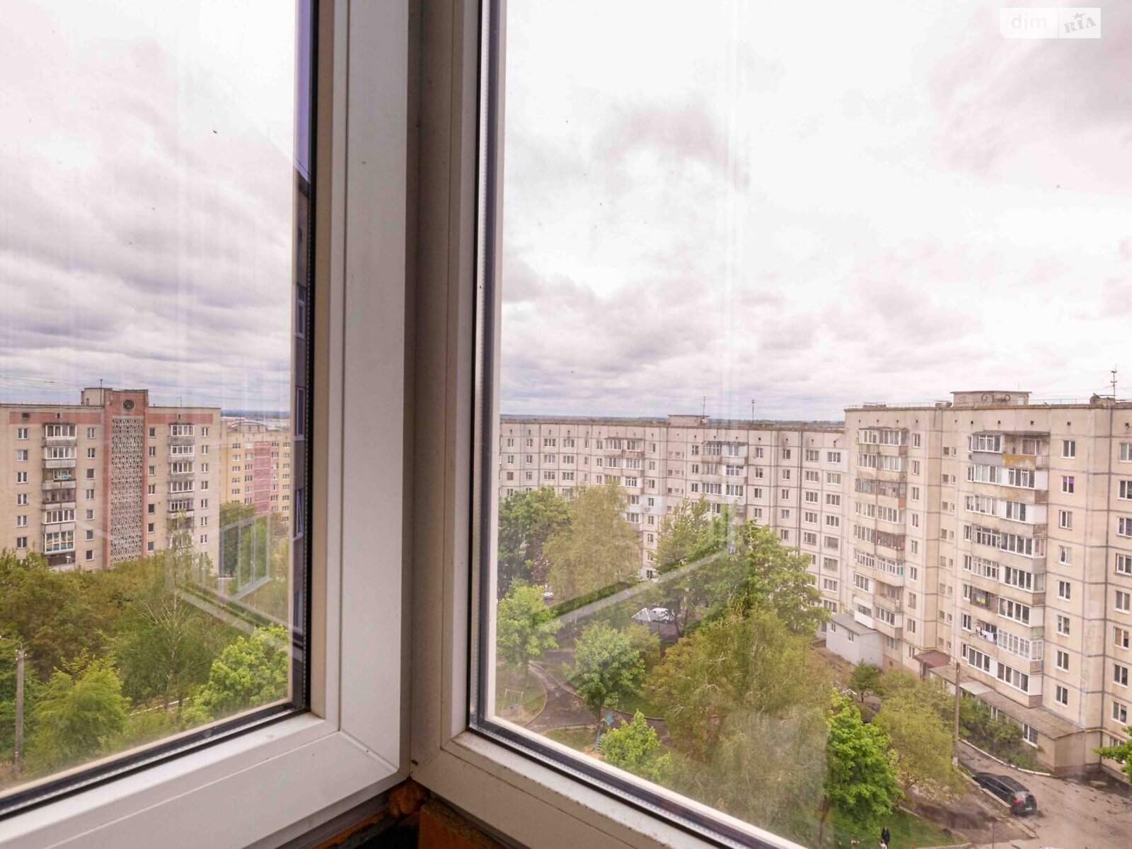 Продажа двухкомнатной квартиры в Ровно, на ул. Кулика и Гудачека 52, район Авторынок фото 1 Продажа двухкомнатной квартиры в Ровно, на ул. Кулика и Гудачека 52, район Авторынок фото 1
