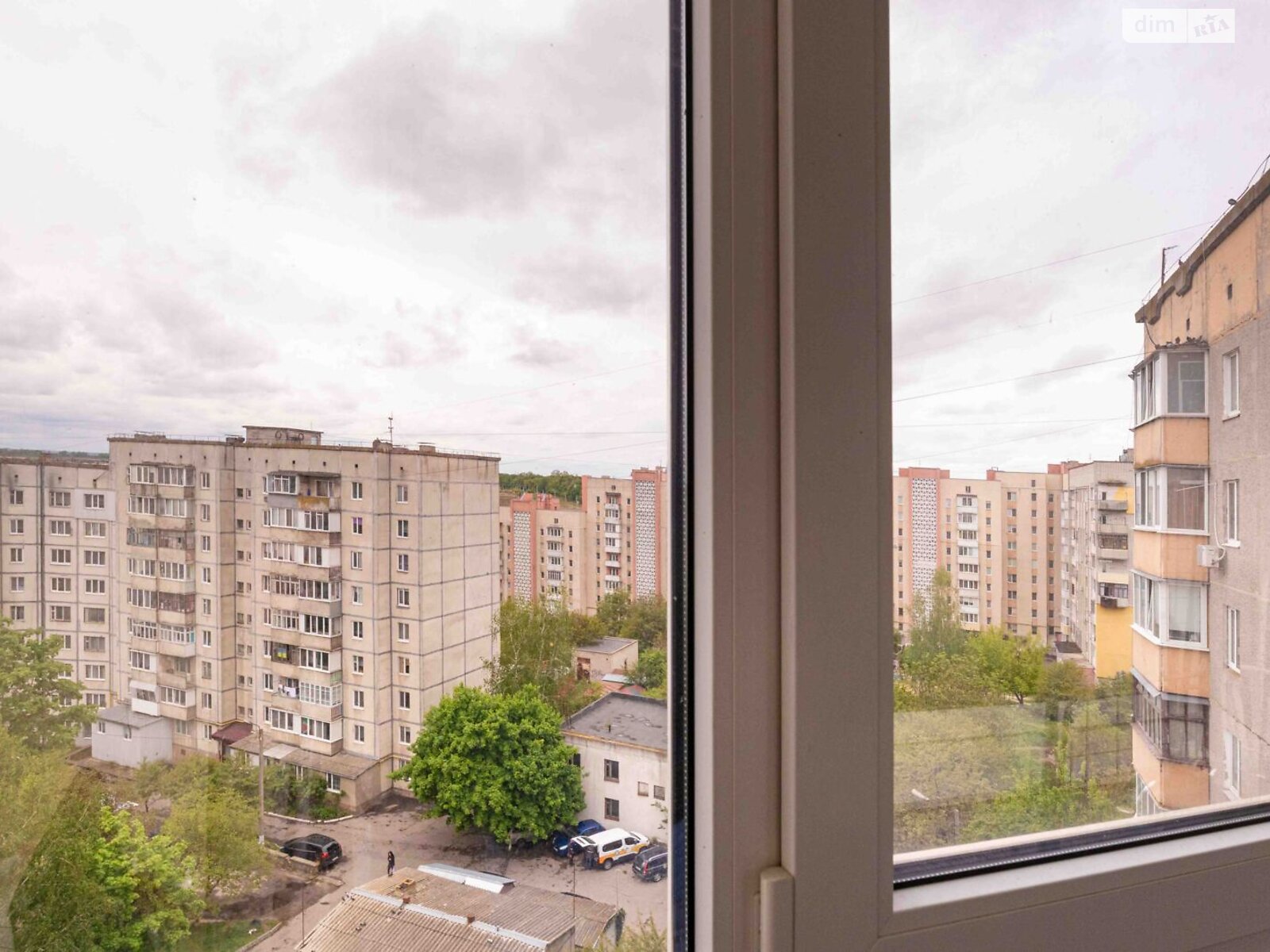 Продажа двухкомнатной квартиры в Ровно, на ул. Кулика и Гудачека 52, район Авторынок фото 1 Продажа двухкомнатной квартиры в Ровно, на ул. Кулика и Гудачека 52, район Авторынок фото 1