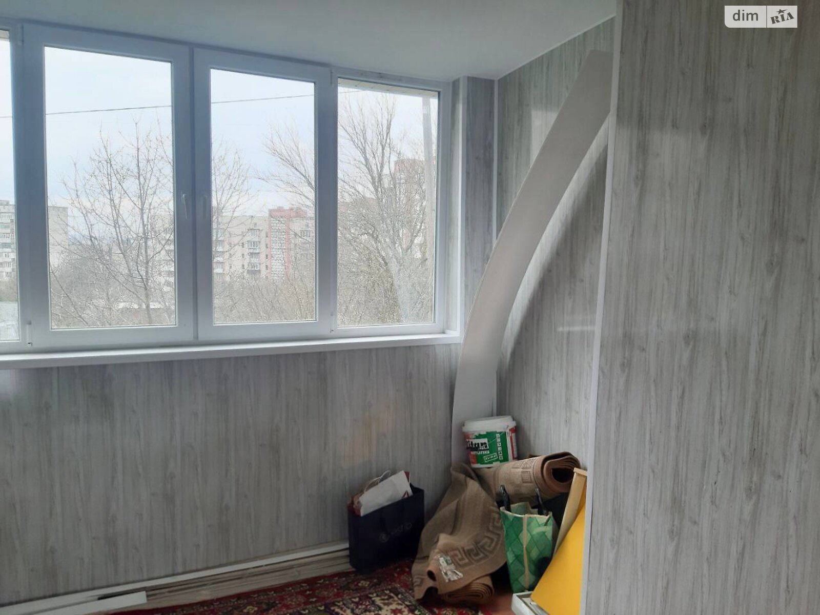 Продажа трехкомнатной квартиры в Ровно, на ул. Млыновская 41, район Авторынок фото 1 Продажа трехкомнатной квартиры в Ровно, на ул. Млыновская 41, район Авторынок фото 1
