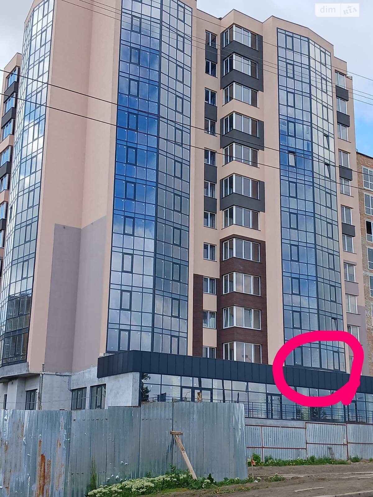 Продажа однокомнатной квартиры в Ровно, на ул. Соборная 289В, район Авторынок фото 1 Продажа однокомнатной квартиры в Ровно, на ул. Соборная 289В, район Авторынок фото 1
