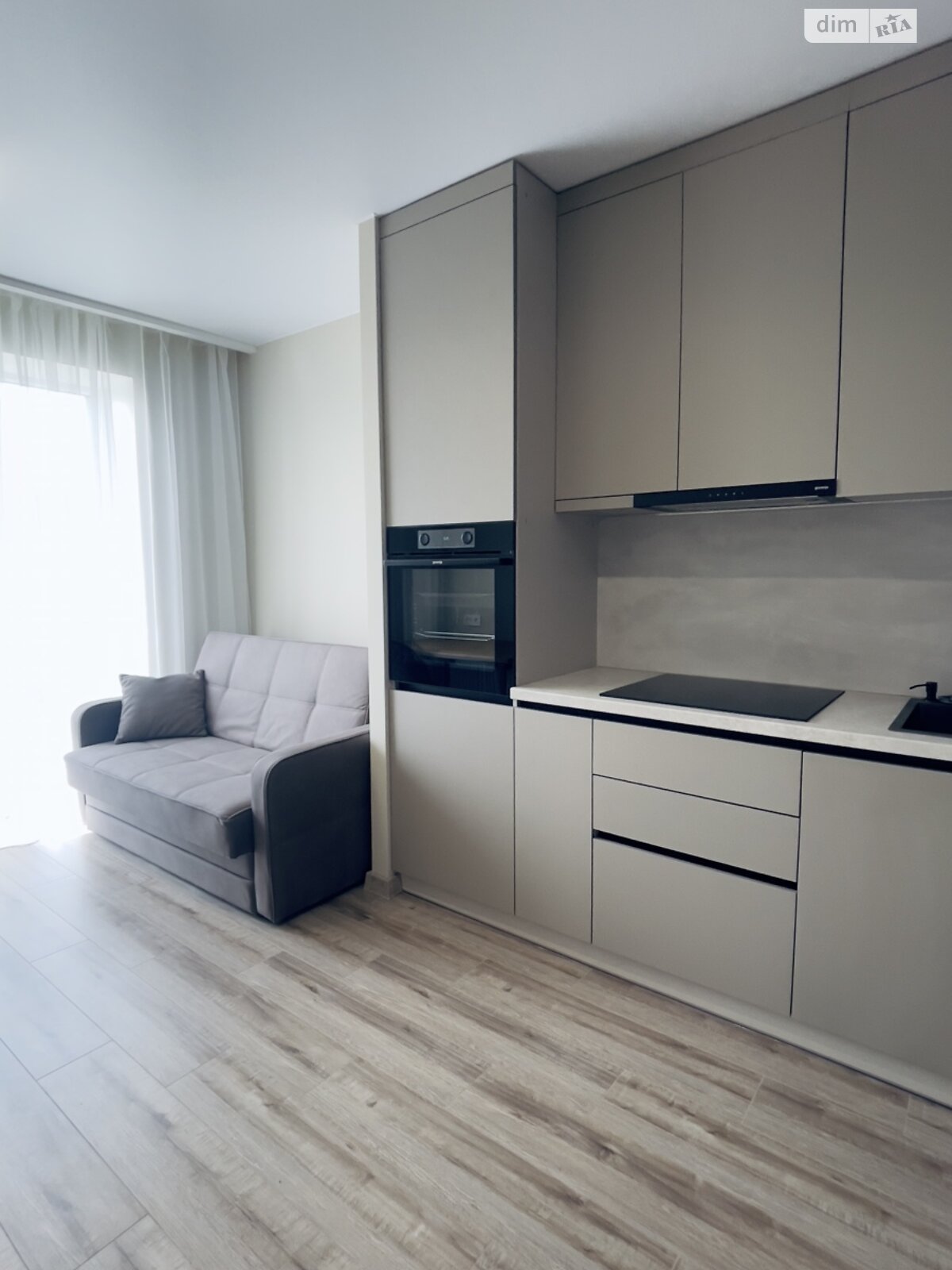 Продажа однокомнатной квартиры в Ровно, на ул. Соборная 285Д, район Авторынок фото 1 Продажа однокомнатной квартиры в Ровно, на ул. Соборная 285Д, район Авторынок фото 1