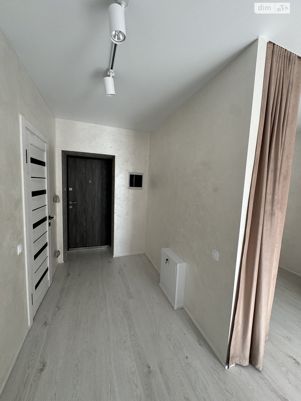 Продаж однокімнатної квартири в Рівному, на вул. Соборна 285Д, район Ювілейний фото 1 Продаж однокімнатної квартири в Рівному, на вул. Соборна 285Д, район Ювілейний фото 1