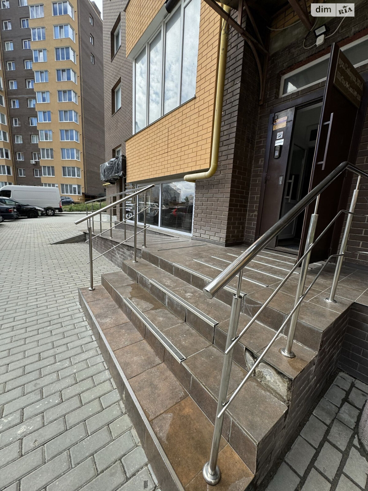 Продаж двокімнатної квартири в Рівному, на вул. Соборна, район Авторинок фото 1 Продаж двокімнатної квартири в Рівному, на вул. Соборна, район Авторинок фото 1