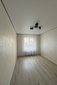 Продажа однокомнатной квартиры в Ровно, на ул. Соборная 285Д, район Авторынок фото 2