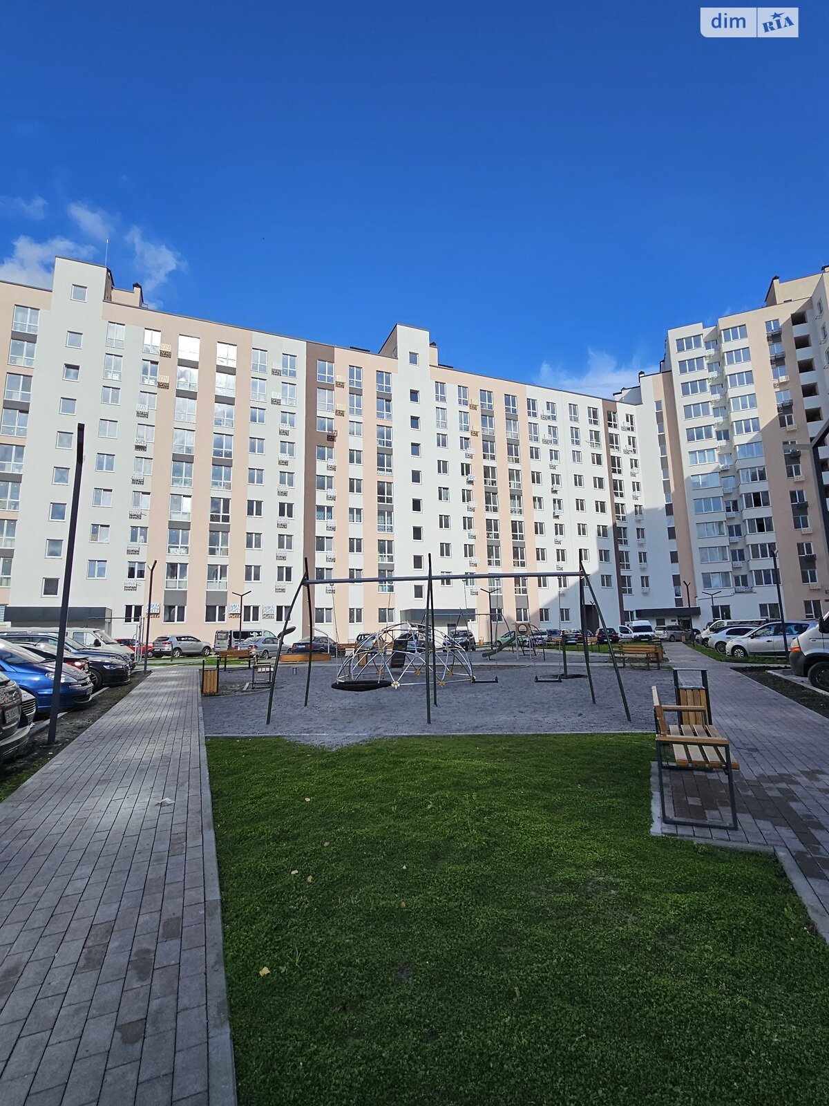 Продажа однокомнатной квартиры в Ровно, на ул. Соборная 289, район Авторынок фото 1 Продажа однокомнатной квартиры в Ровно, на ул. Соборная 289, район Авторынок фото 1