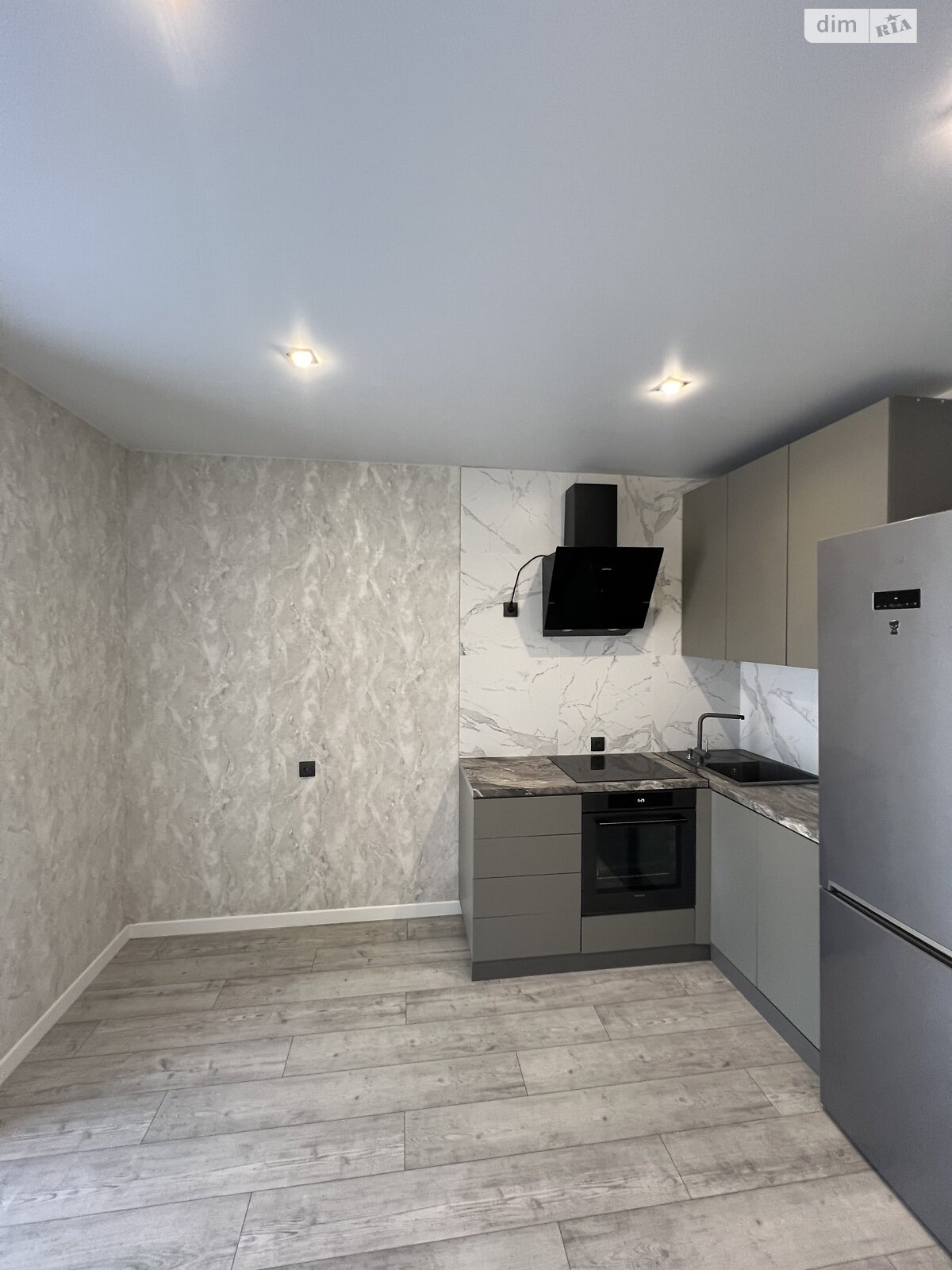 Продаж однокімнатної квартири в Рівному, на вул. Соборна 285Д, район Авторинок фото 1 Продаж однокімнатної квартири в Рівному, на вул. Соборна 285Д, район Авторинок фото 1