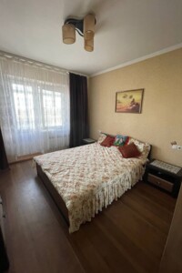 Продажа трехкомнатной квартиры в Ровно, на ул. Буковинская 4, район Автовокзал фото 2