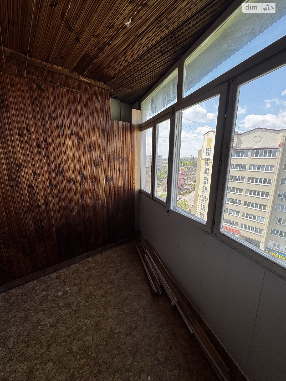 Продажа трехкомнатной квартиры в Ровно, на ул. Буковинская, район Автовокзал фото 1 Продажа трехкомнатной квартиры в Ровно, на ул. Буковинская, район Автовокзал фото 1