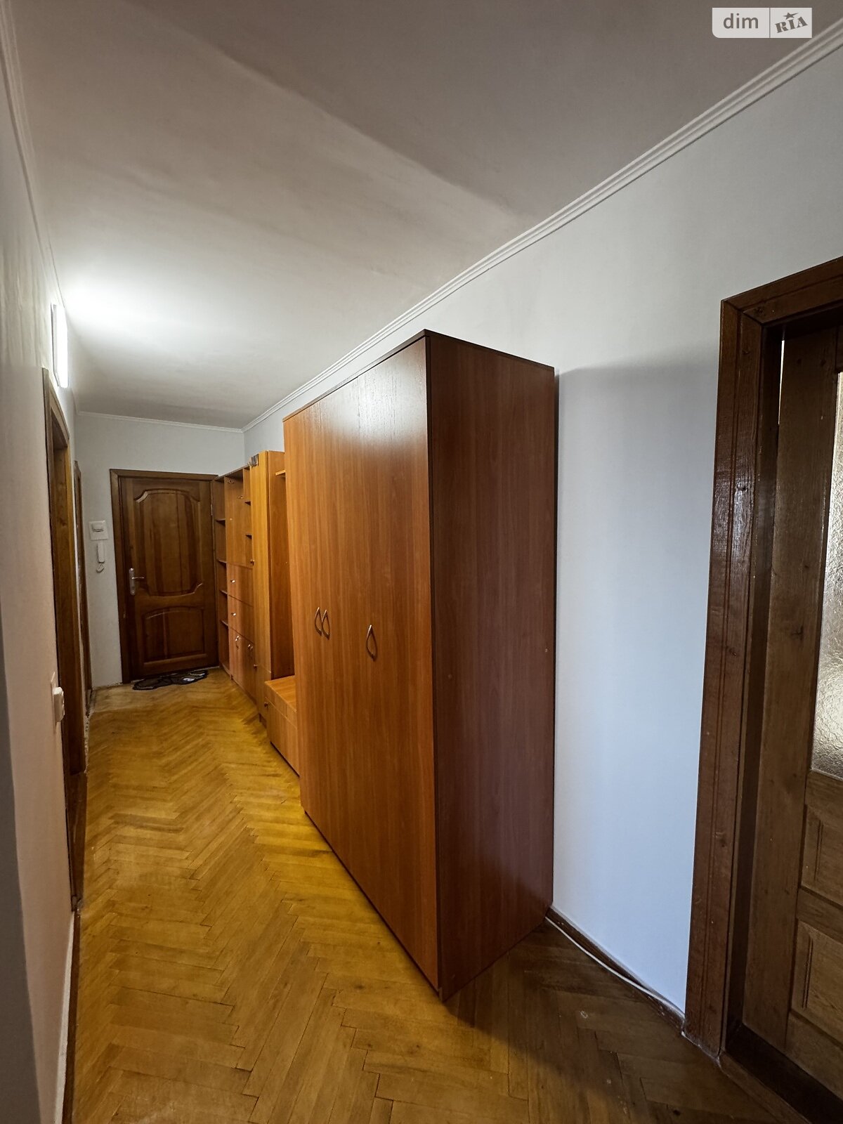 Продажа трехкомнатной квартиры в Ровно, на ул. Буковинская, район Автовокзал фото 1 Продажа трехкомнатной квартиры в Ровно, на ул. Буковинская, район Автовокзал фото 1