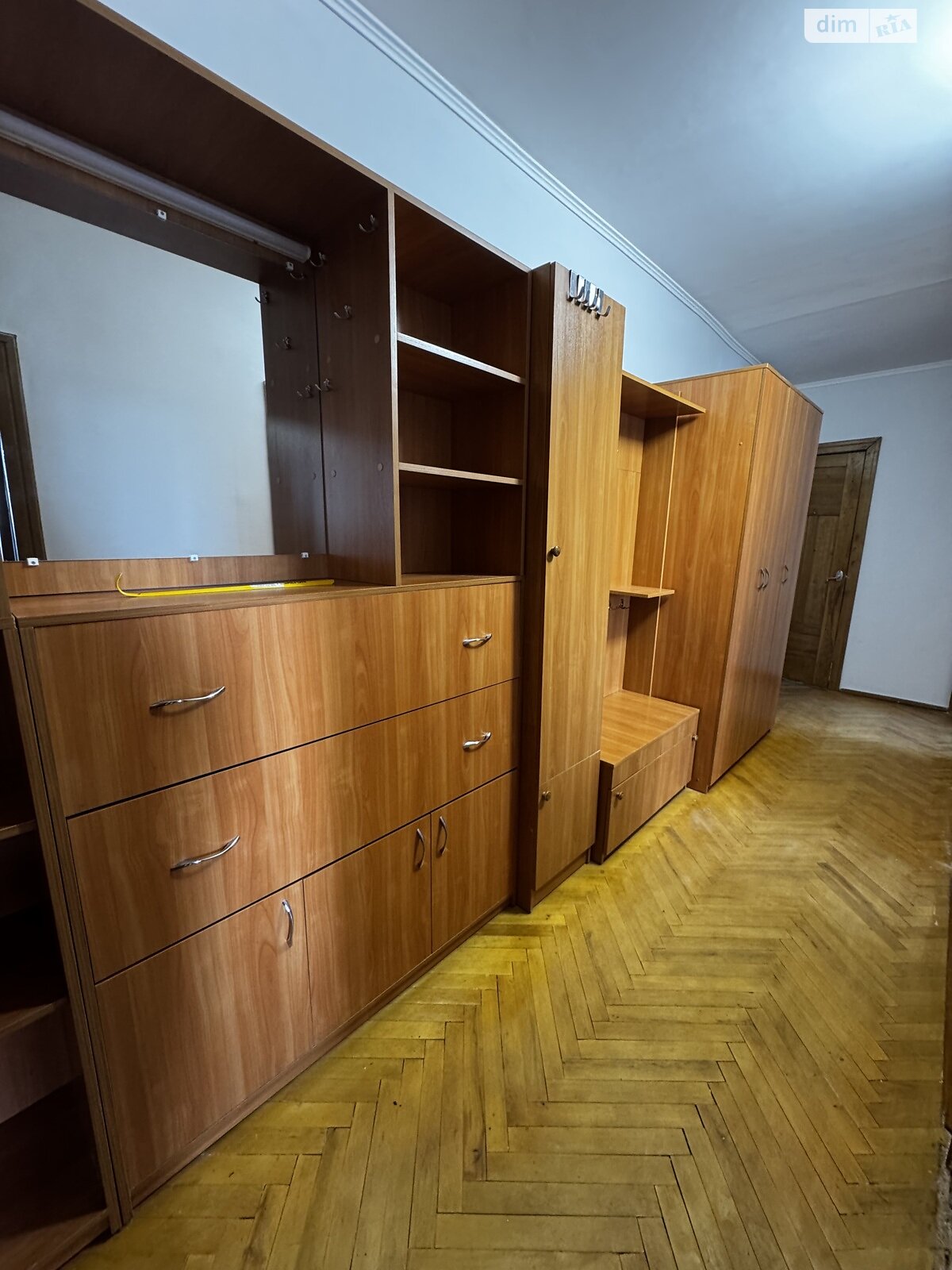 Продажа трехкомнатной квартиры в Ровно, на ул. Буковинская, район Автовокзал фото 1 Продажа трехкомнатной квартиры в Ровно, на ул. Буковинская, район Автовокзал фото 1